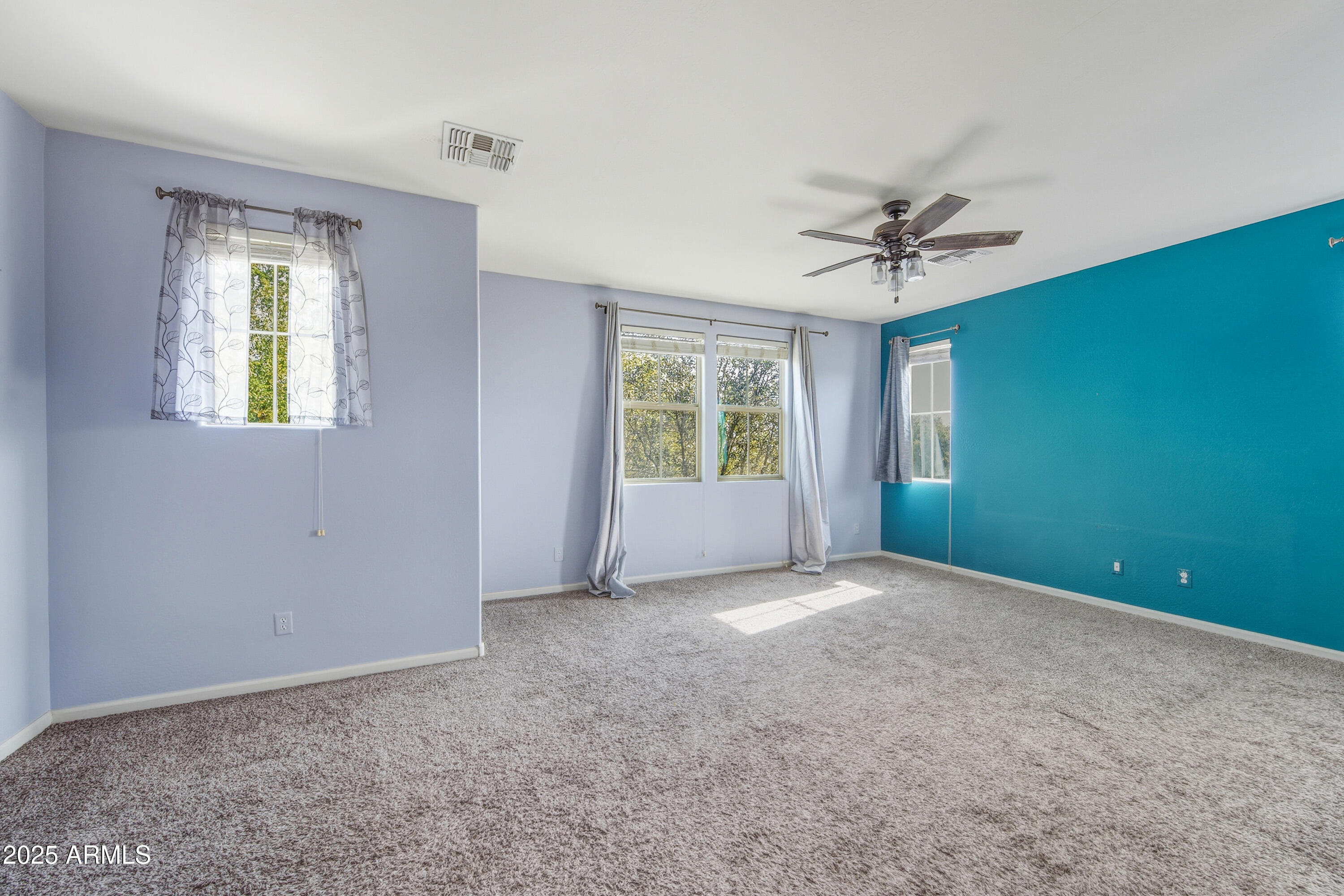 15141 W ALEXANDRIA Way