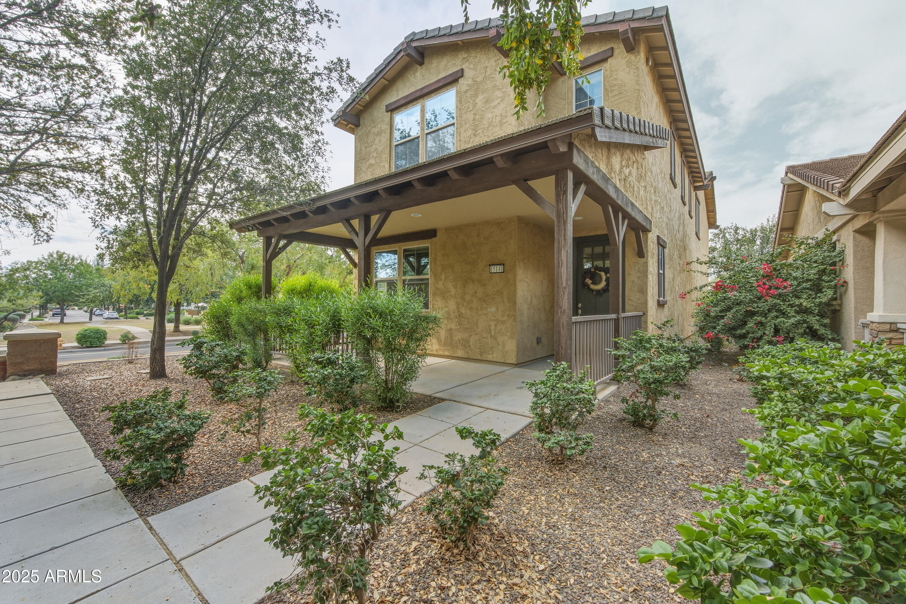 15141 W ALEXANDRIA Way