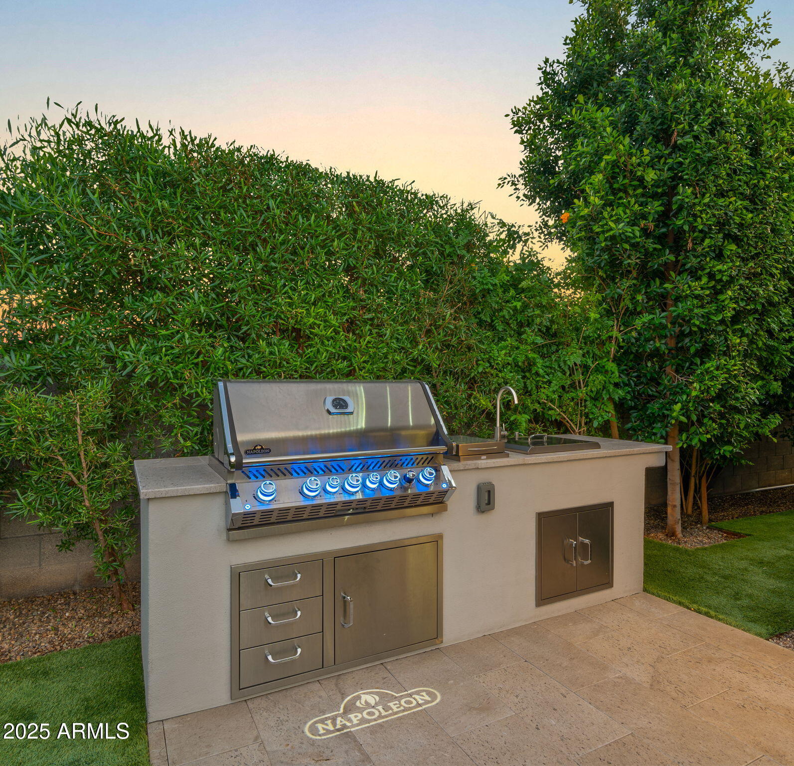 6962 E CACTUS WREN Road