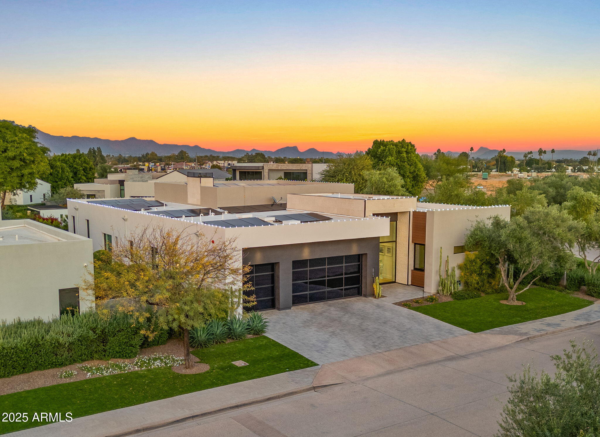 6962 E CACTUS WREN Road