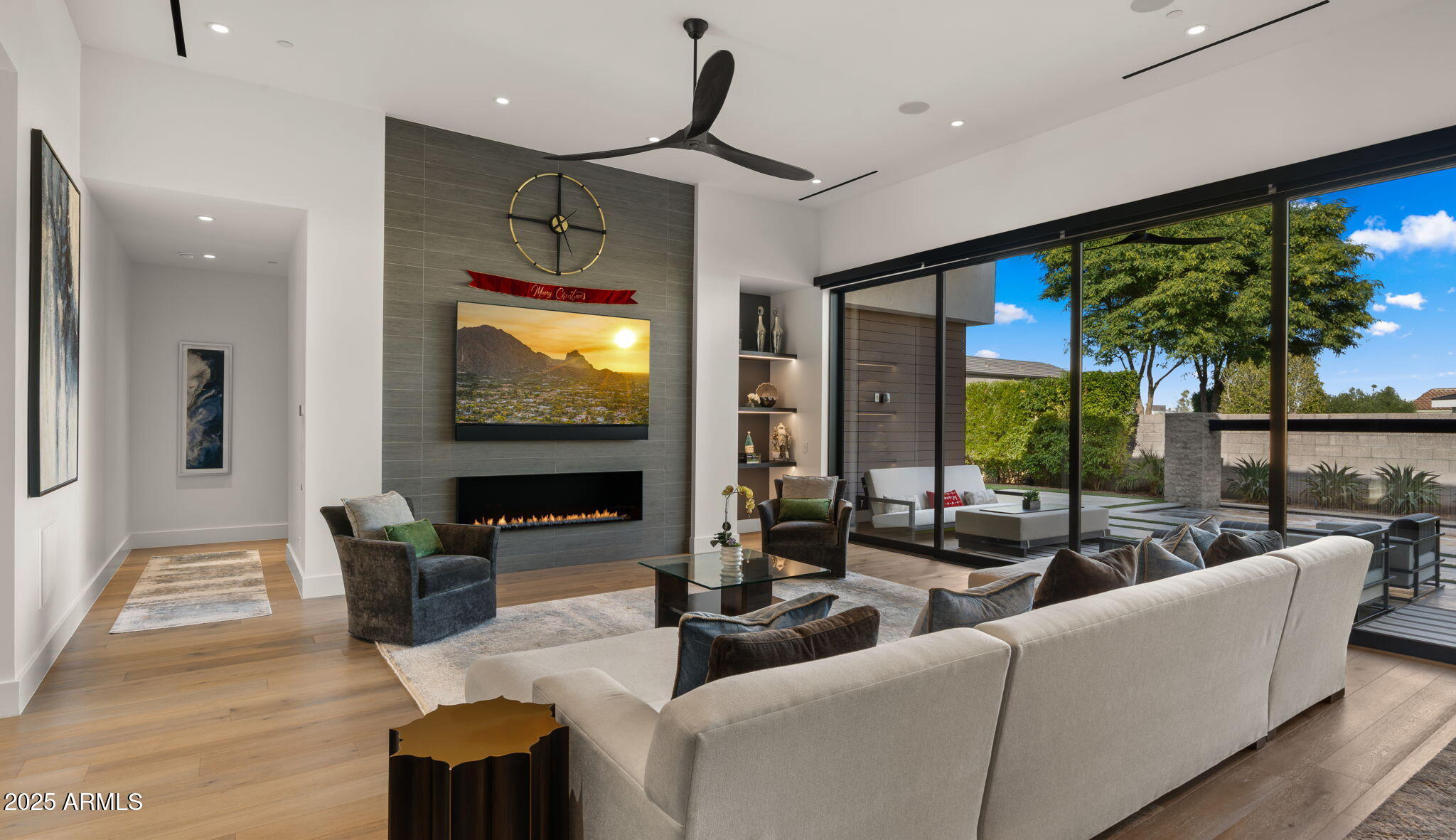 6962 E CACTUS WREN Road