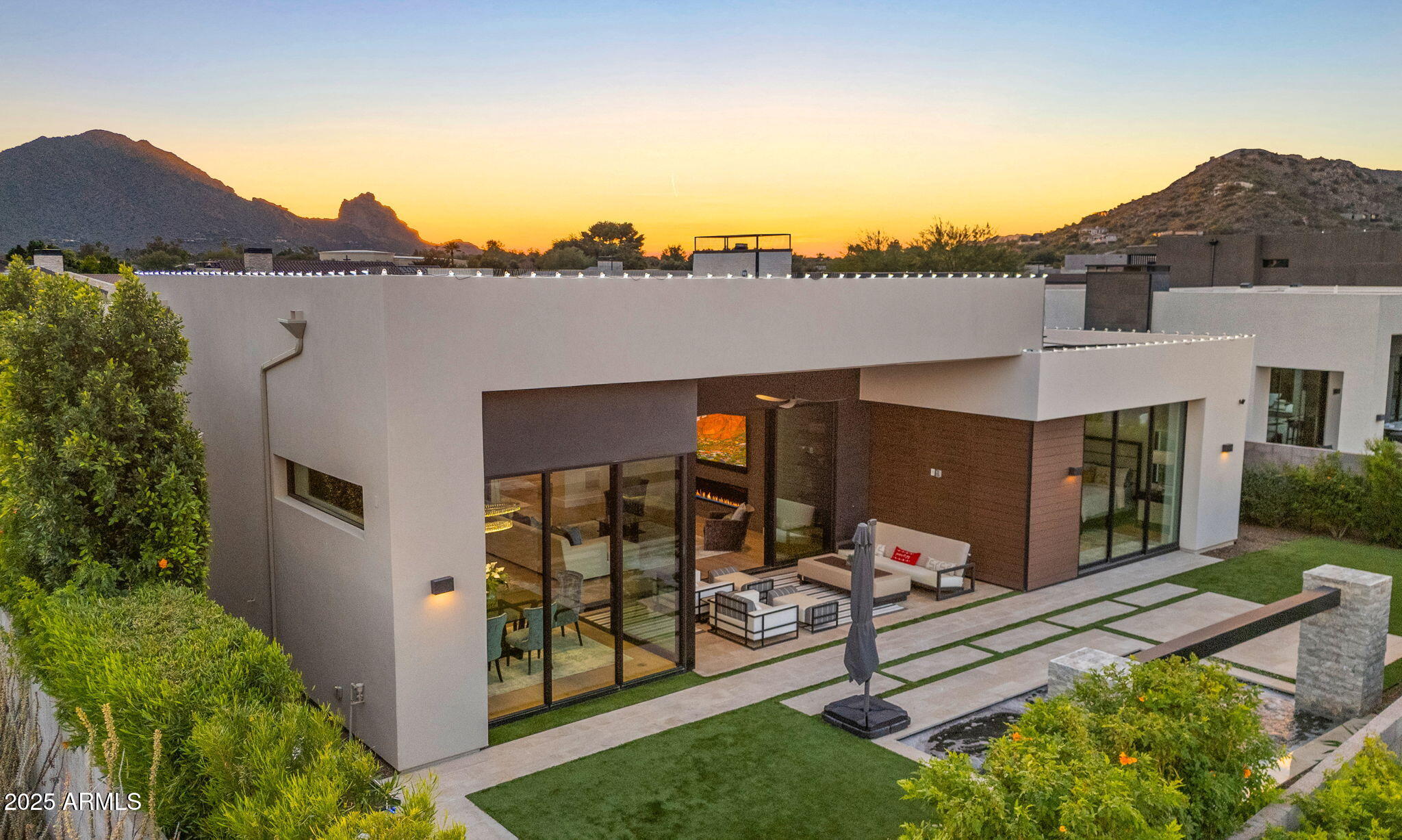 6962 E CACTUS WREN Road