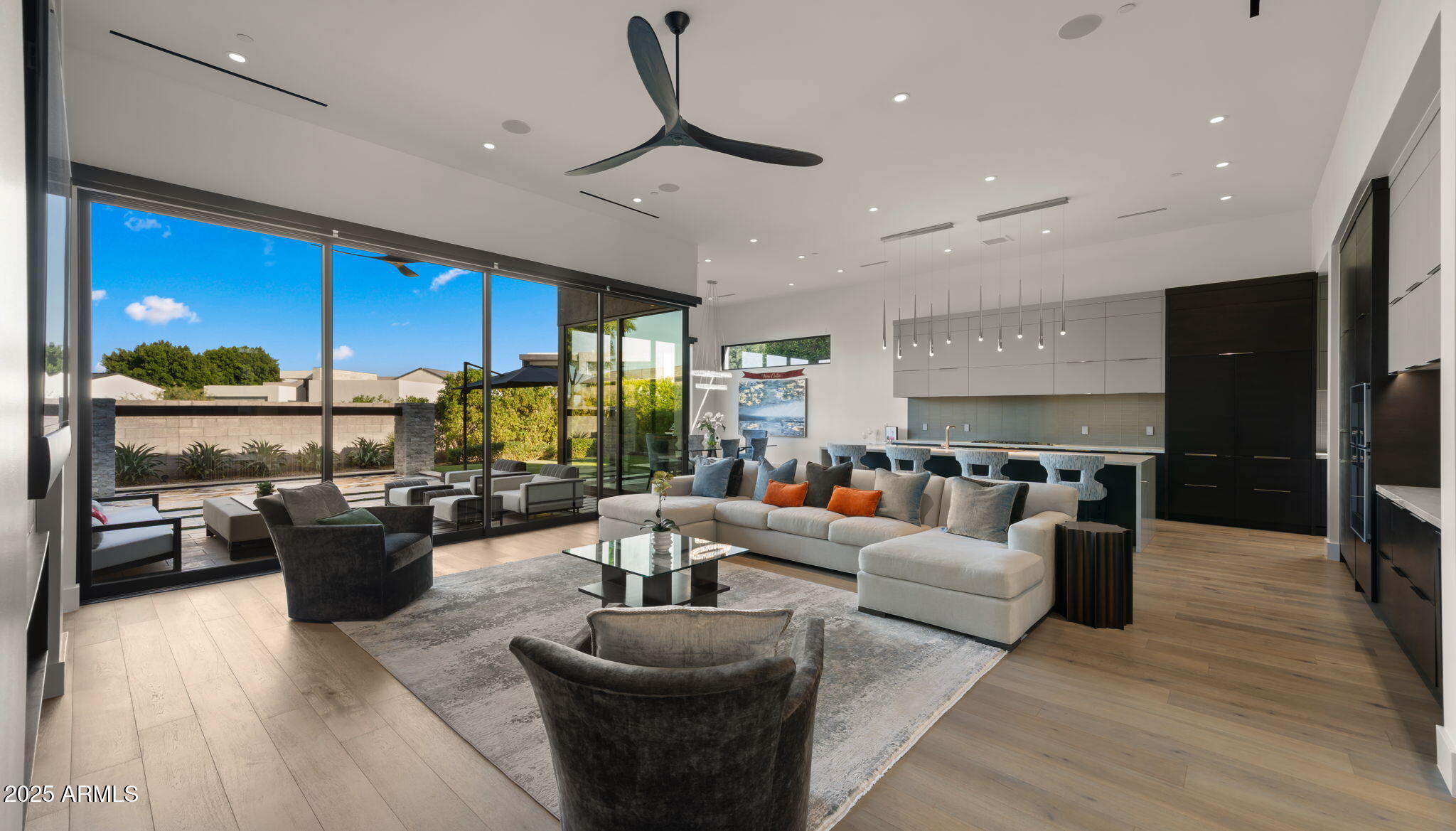 6962 E CACTUS WREN Road