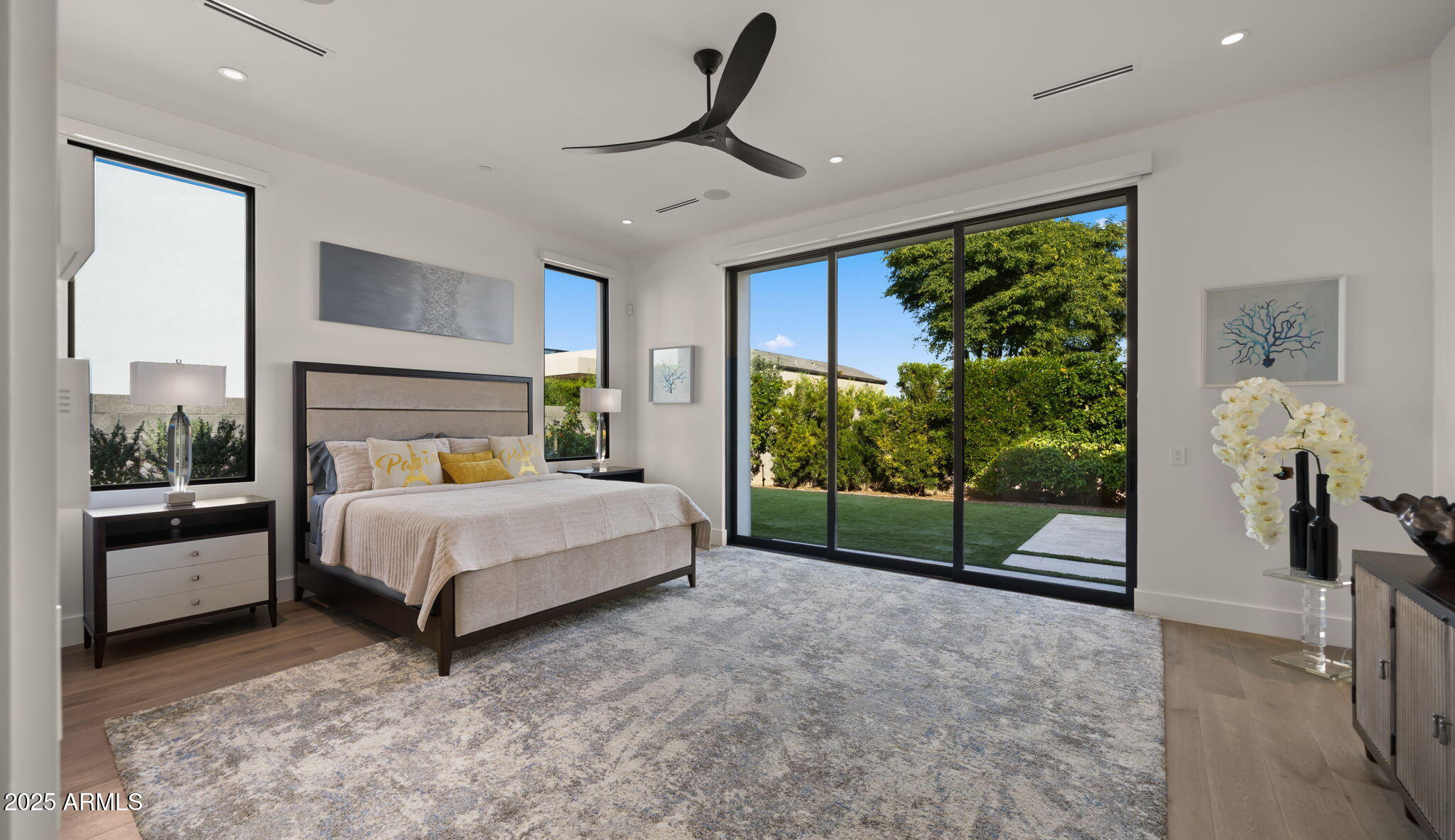 6962 E CACTUS WREN Road