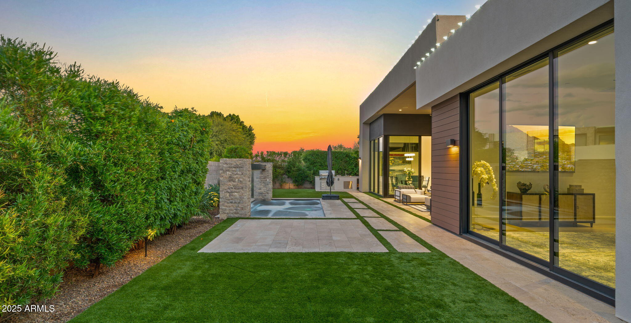 6962 E CACTUS WREN Road