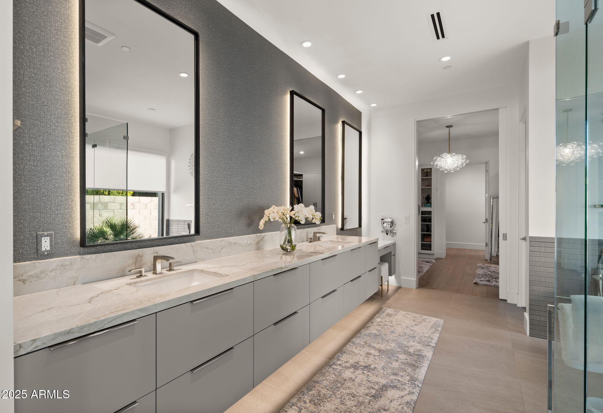 6962 E CACTUS WREN Road