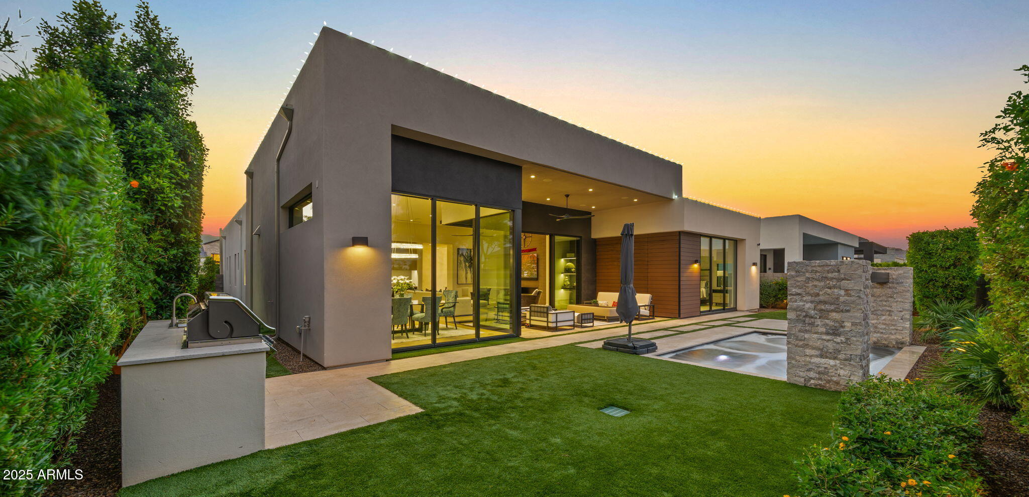 6962 E CACTUS WREN Road