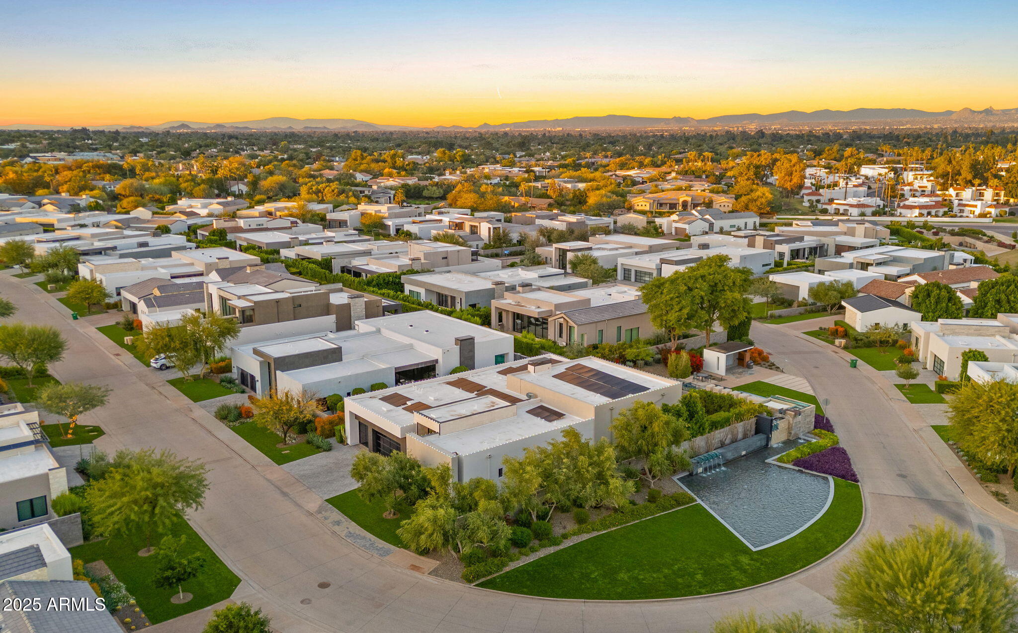 6962 E CACTUS WREN Road