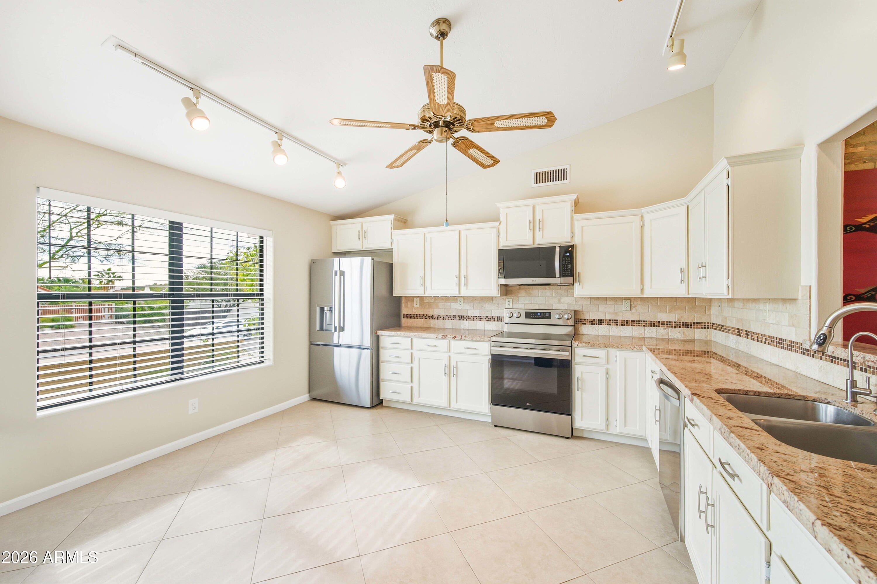 15316 E QUICK DRAW Place