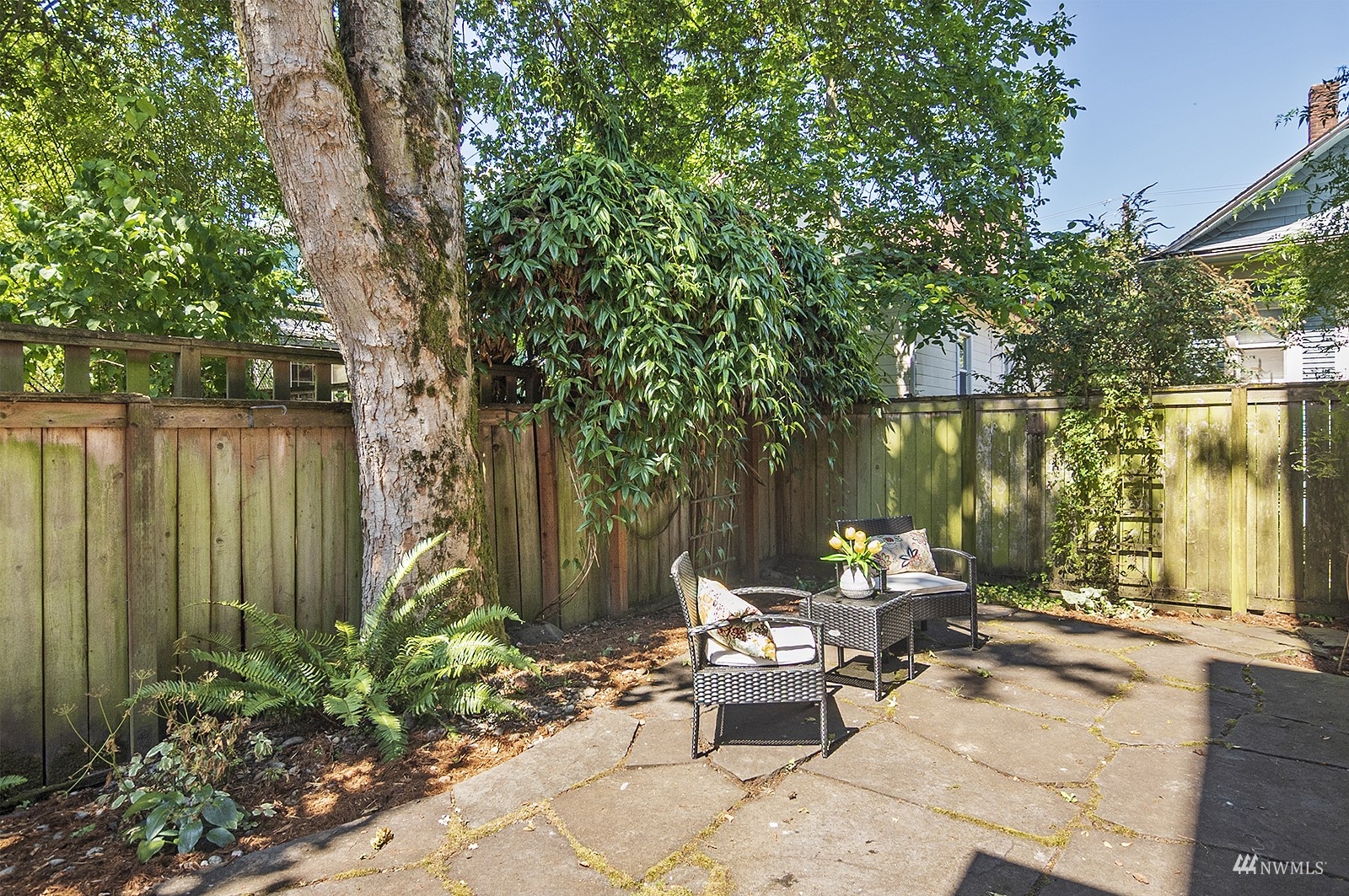 429 Federal Avenue E