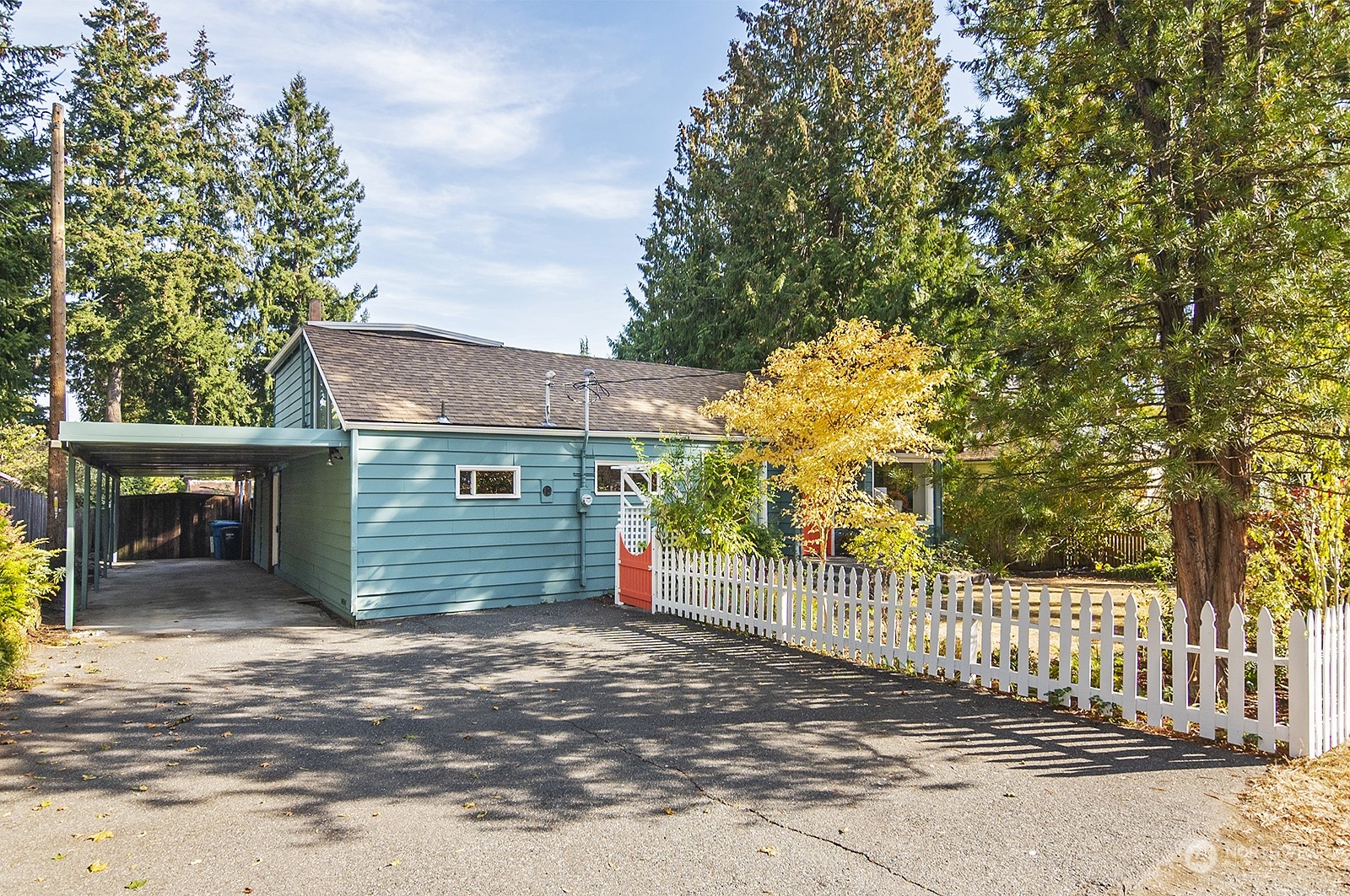 10708 17th Avenue NE