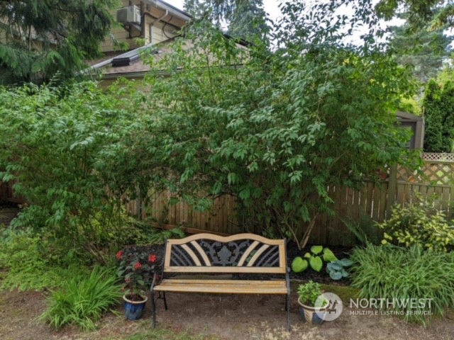 10708 17th Avenue NE
