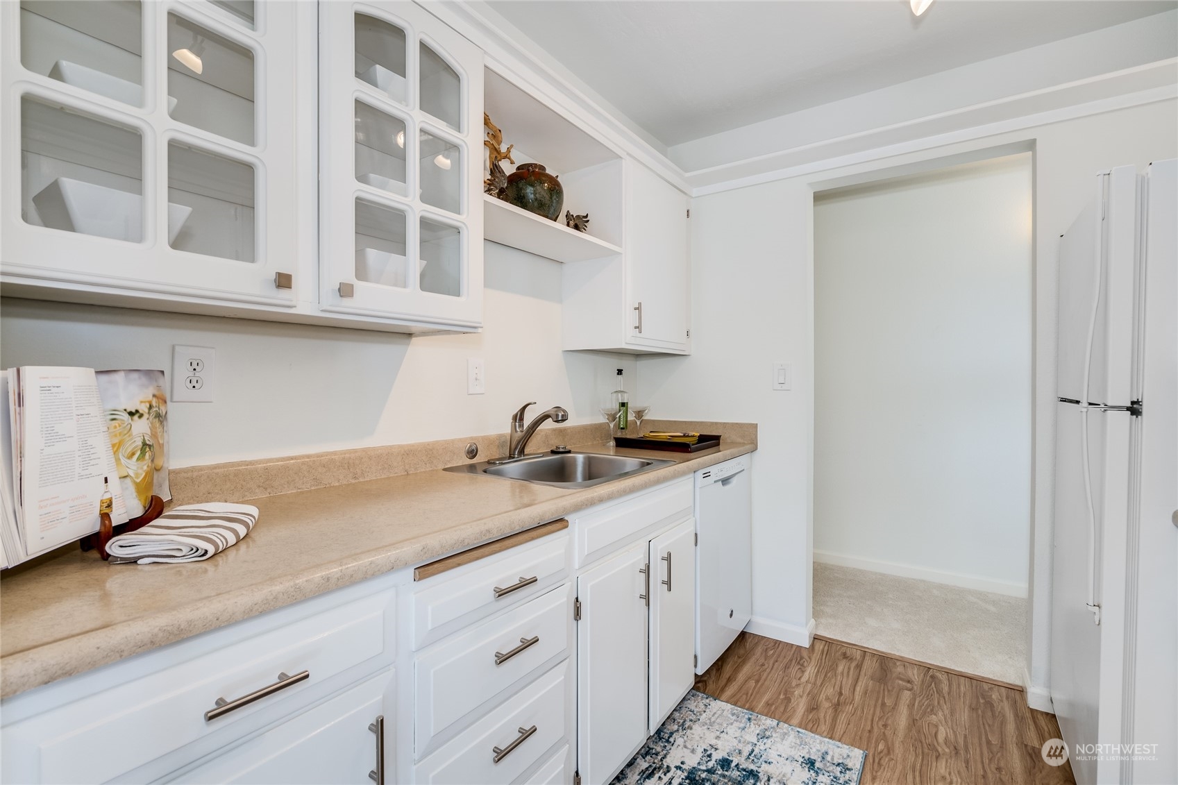 1234 Taylor Avenue N #202