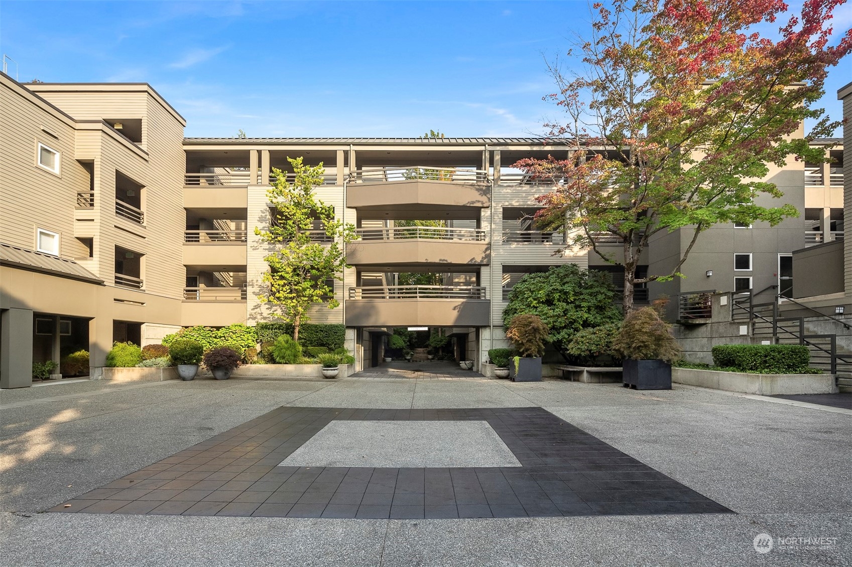 501 Kirkland Avenue Unit: 204