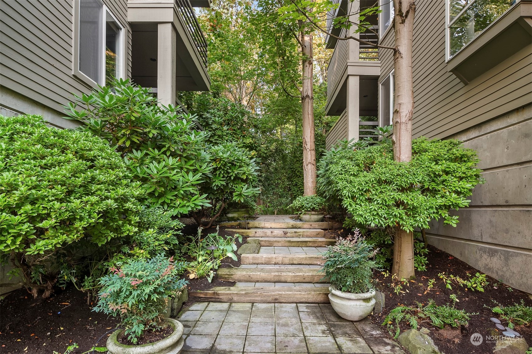 501 Kirkland Avenue Unit: 204