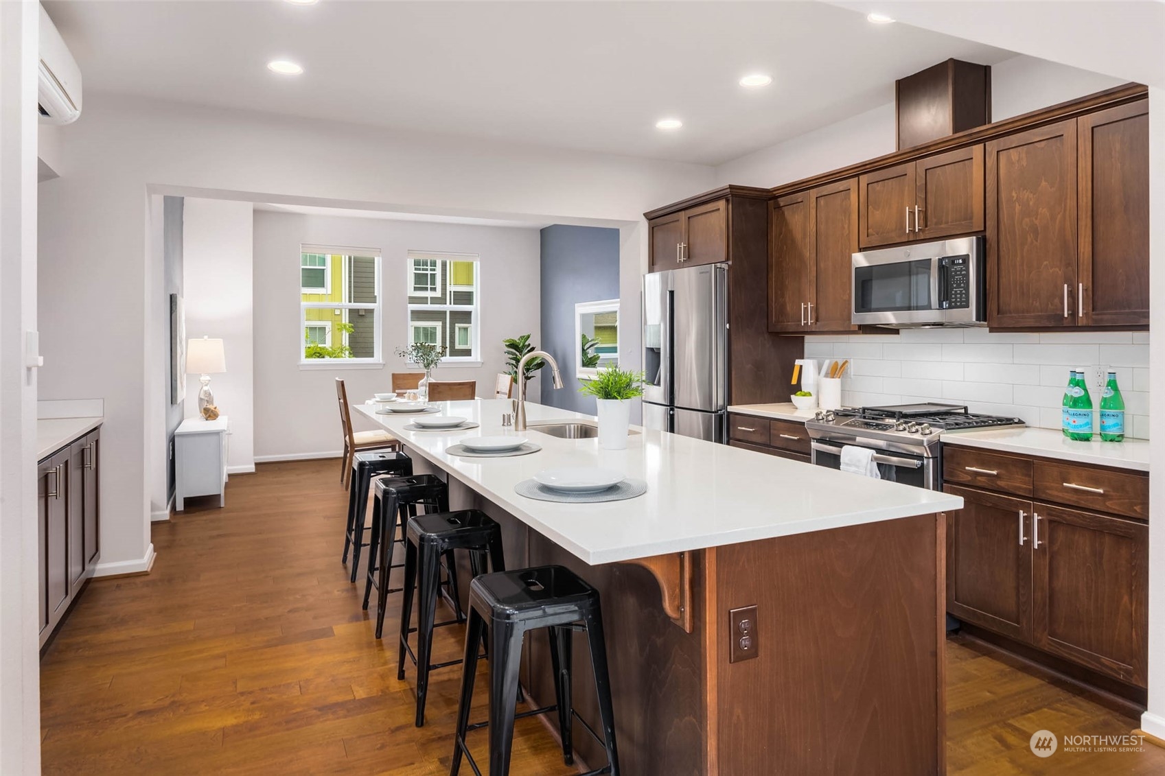 3400 SW Graham Street #701