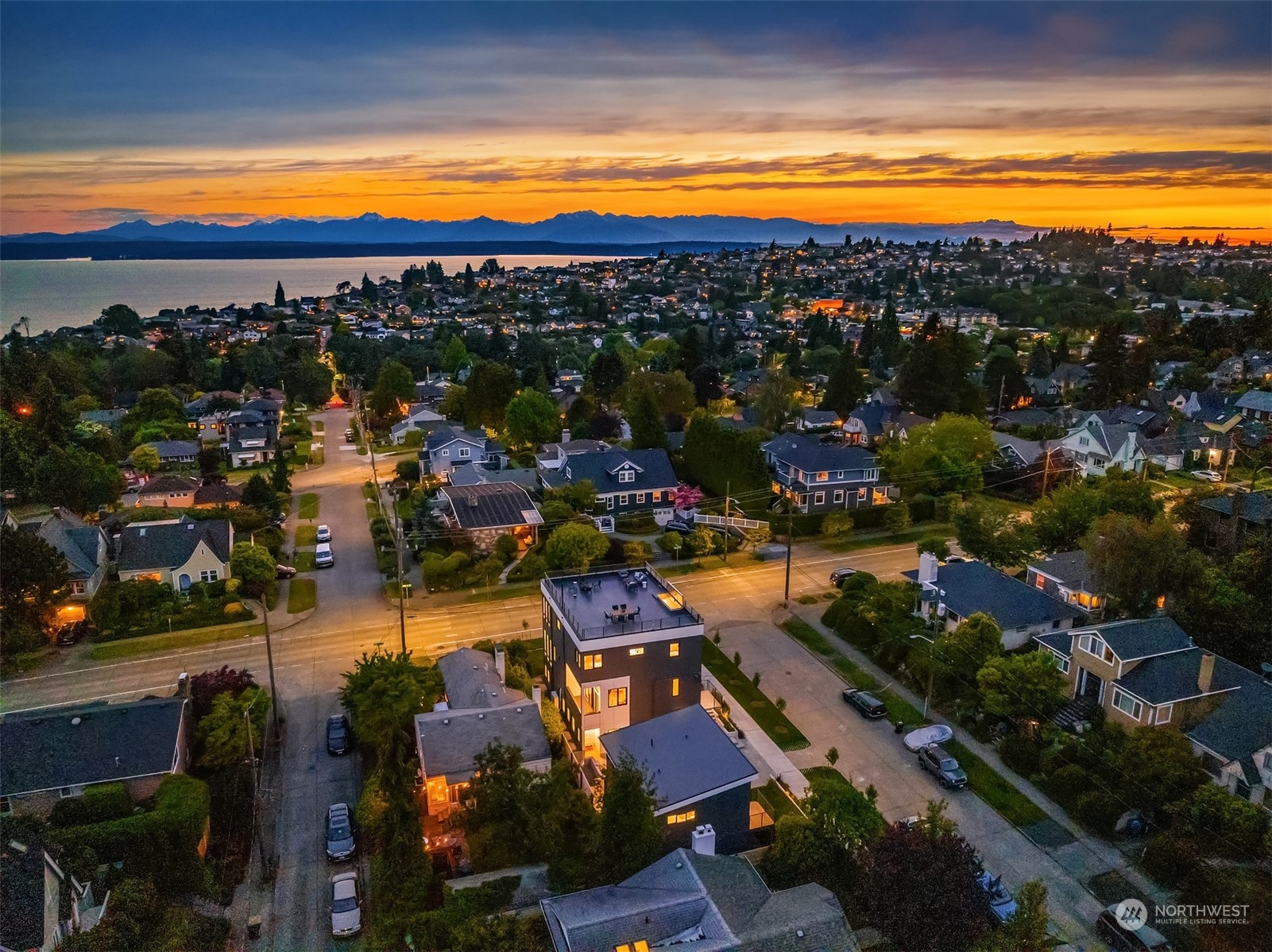 1908 28th Avenue W