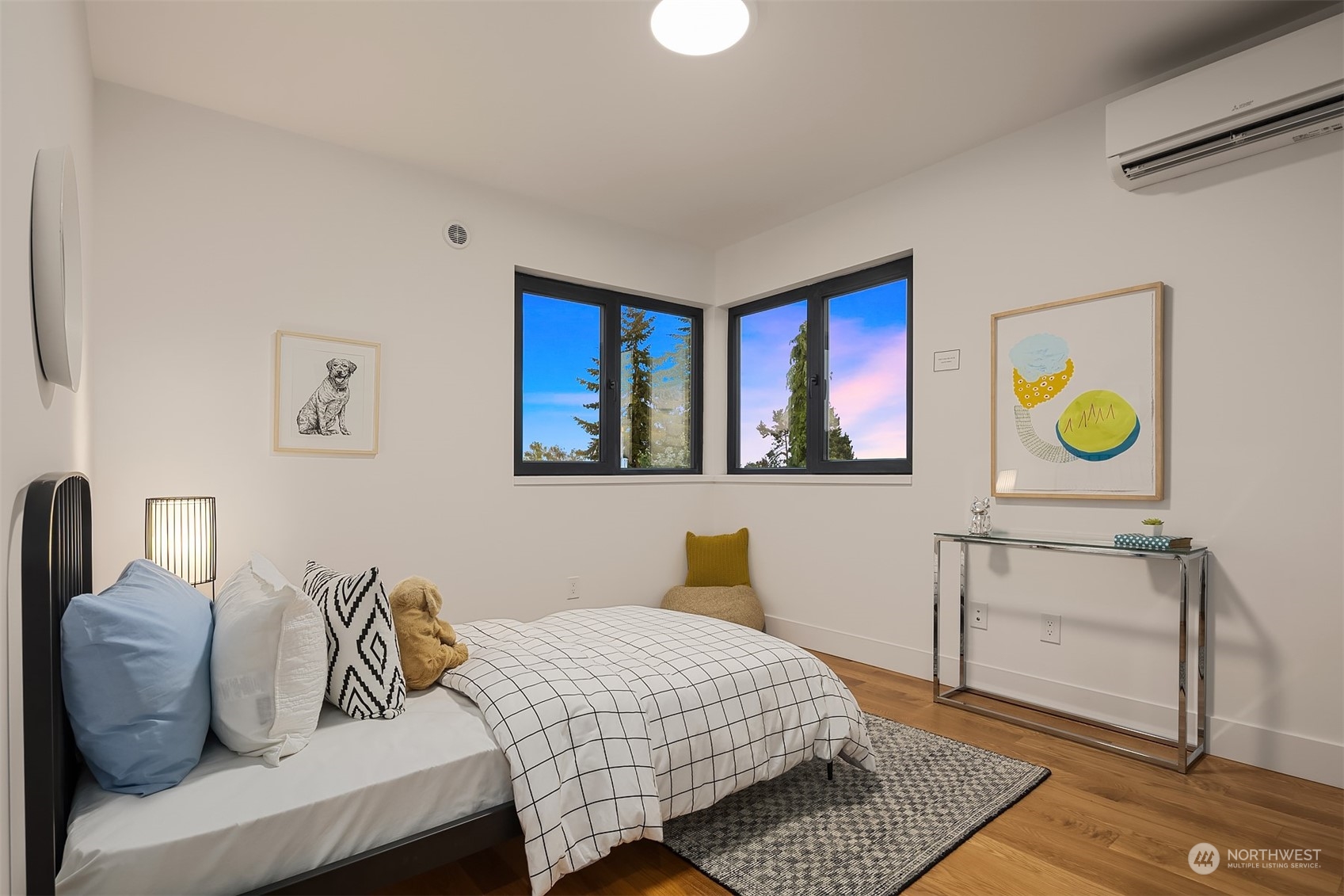 1908 28th Avenue W