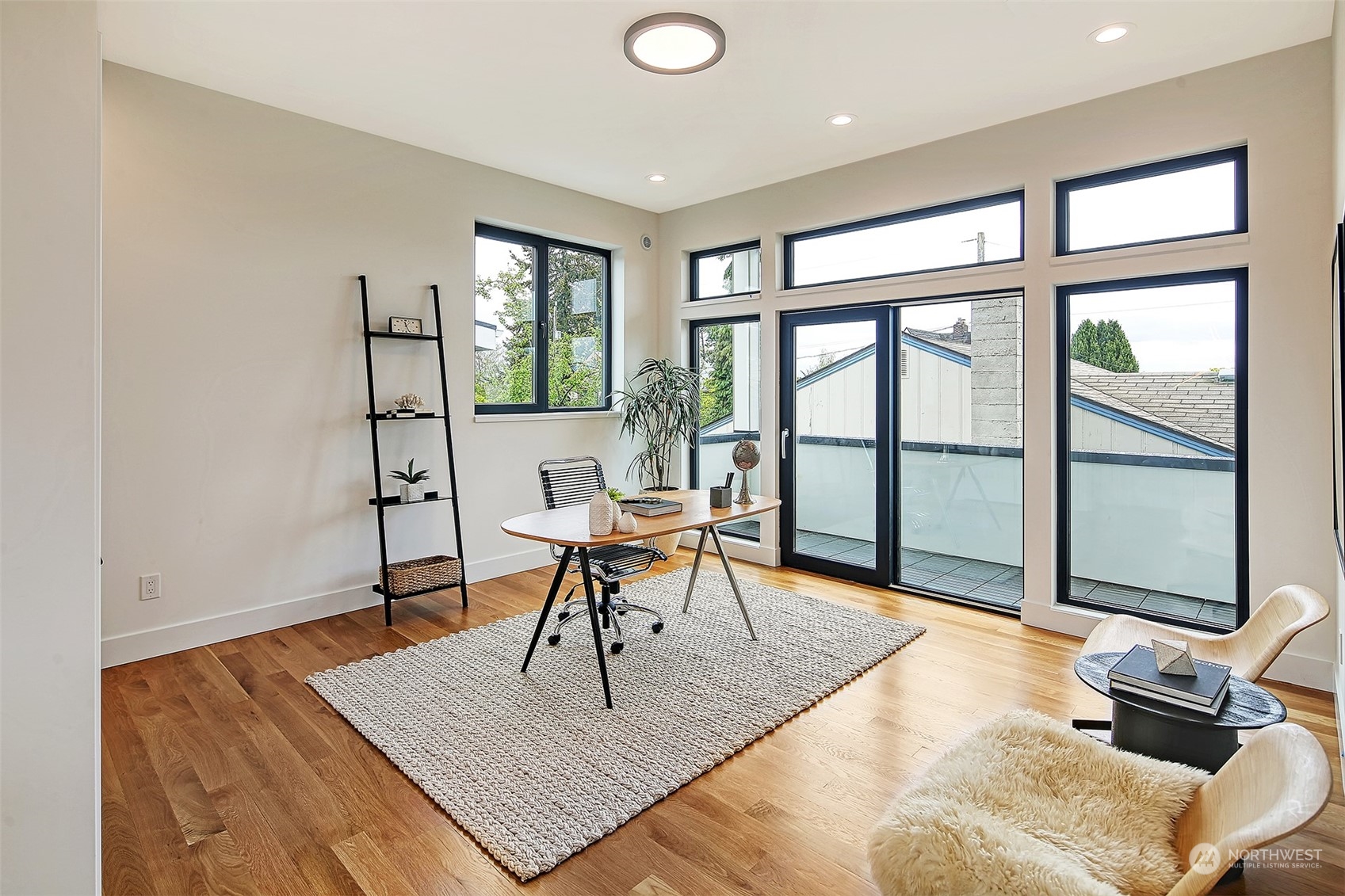 1908 28th Avenue W