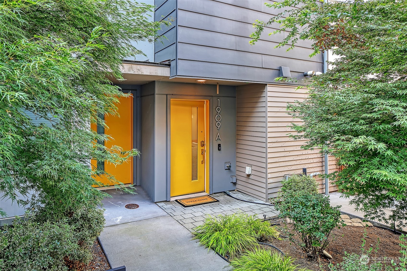 1909 25th Avenue S #A
