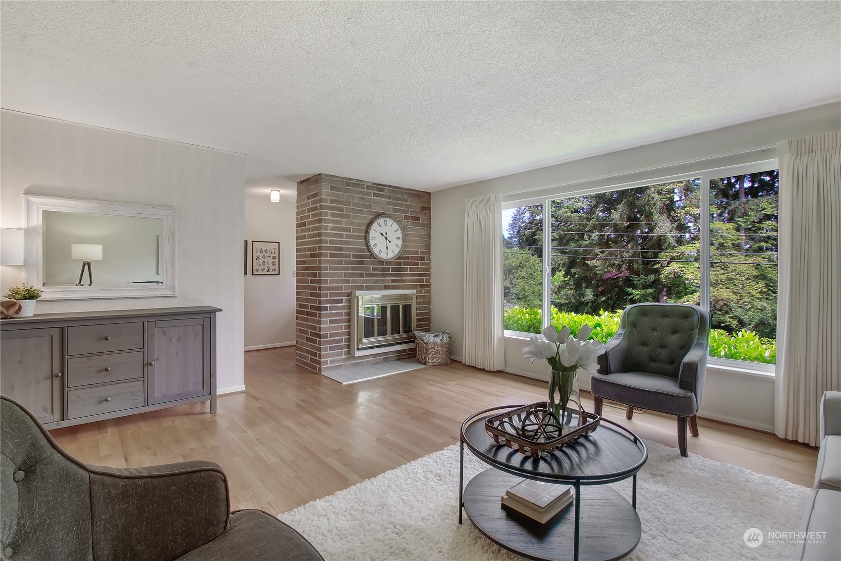 1209 NE Perkins Way