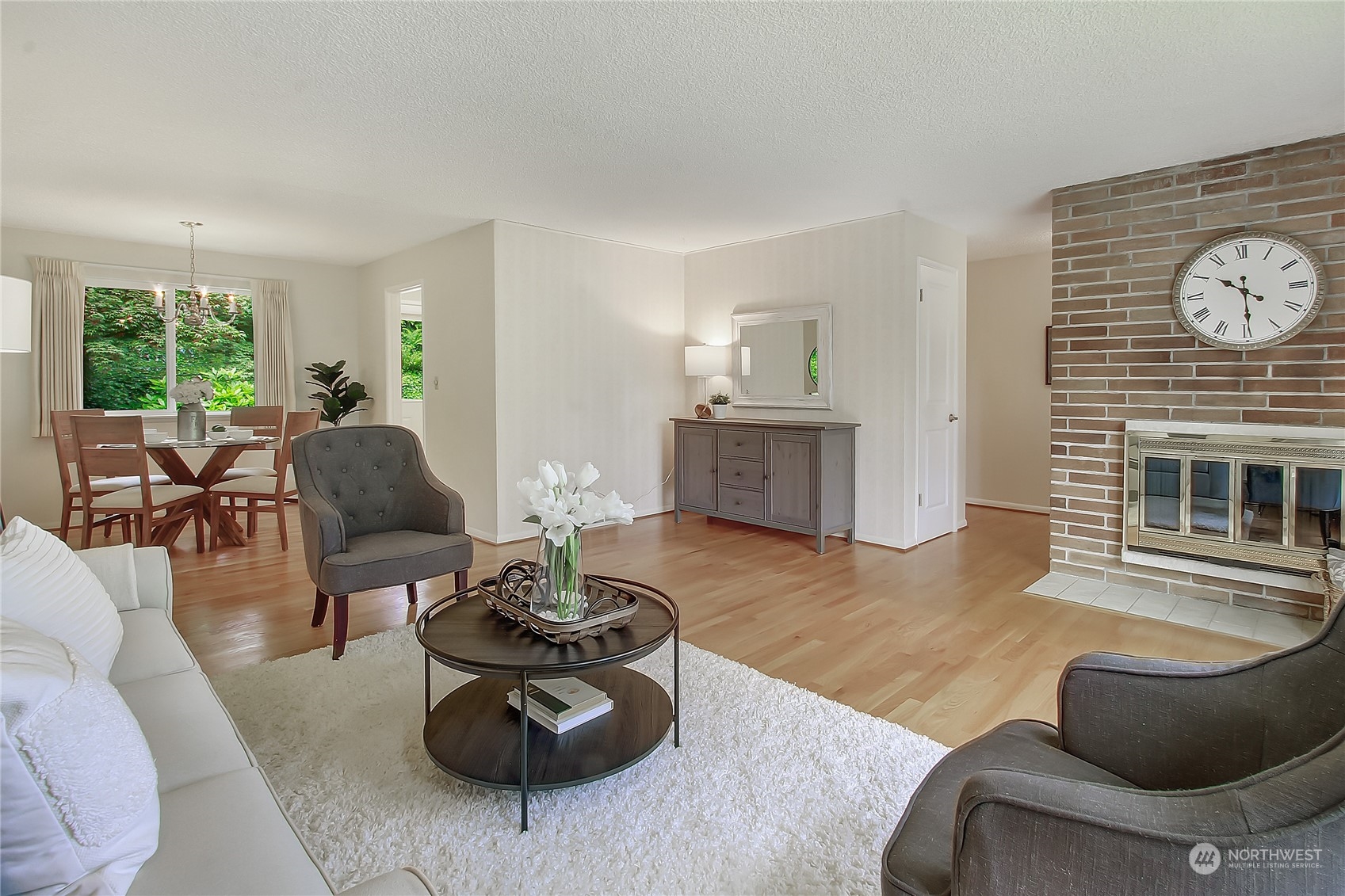 1209 NE Perkins Way