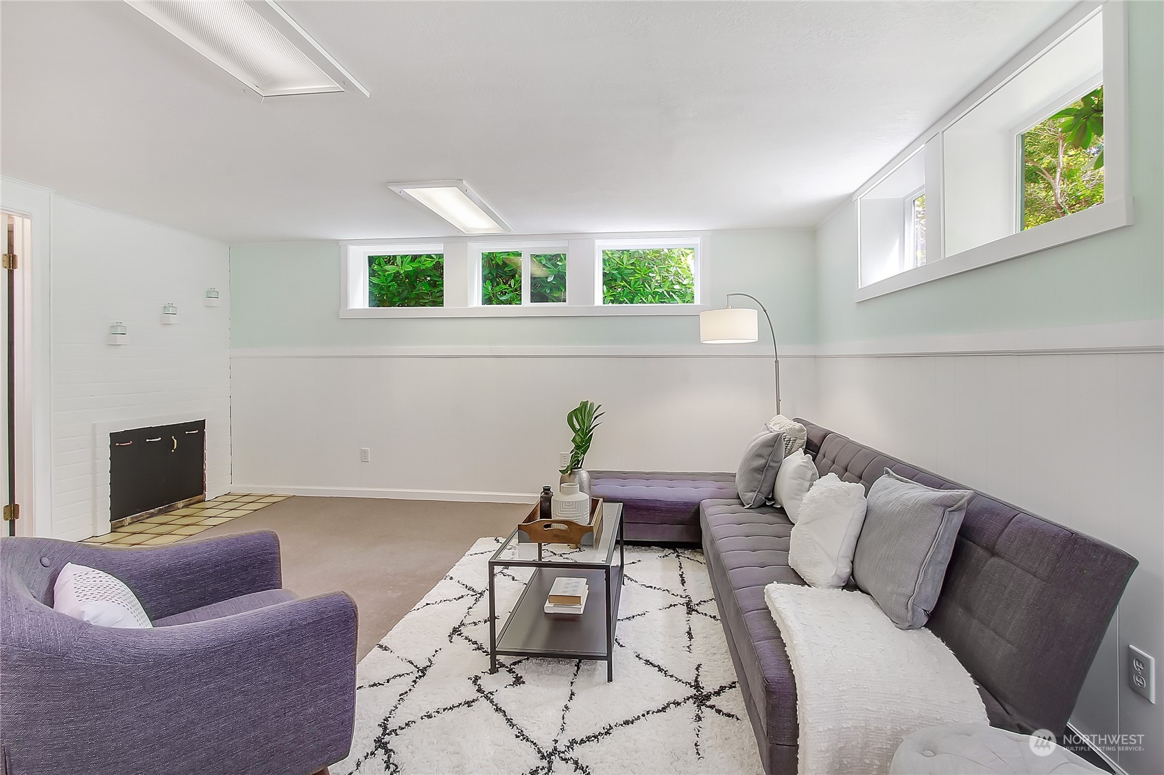 1209 NE Perkins Way
