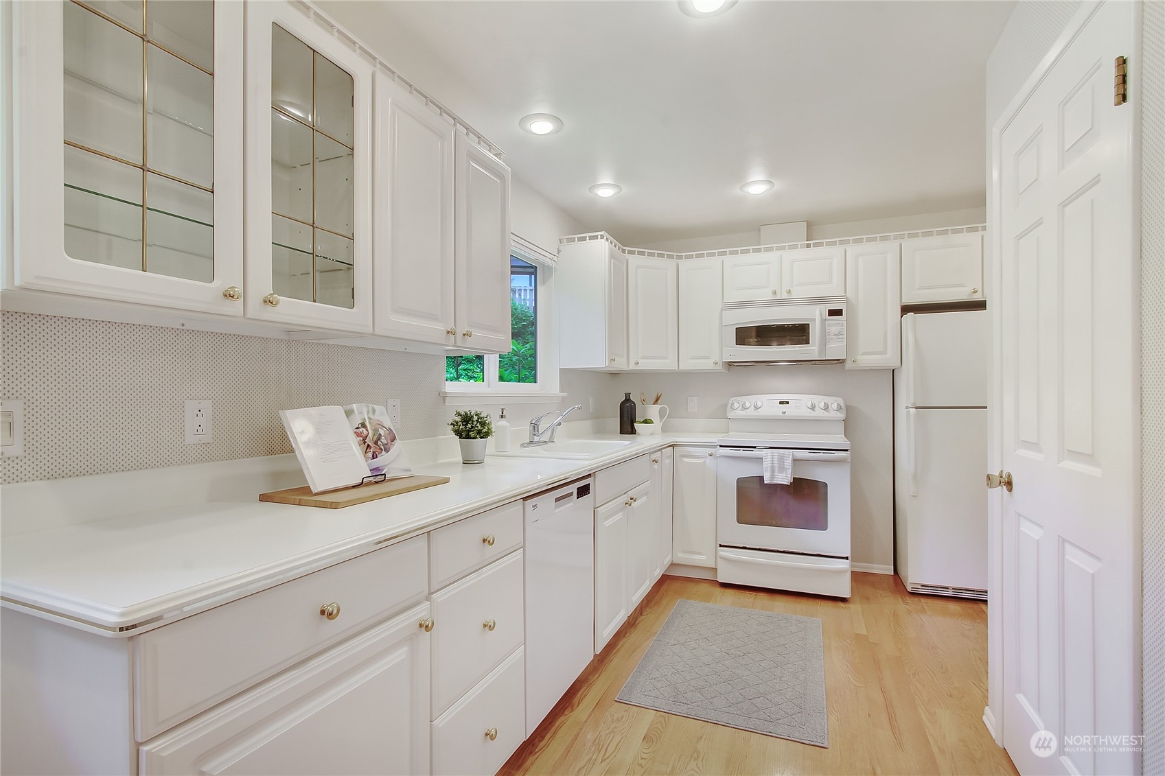 1209 NE Perkins Way
