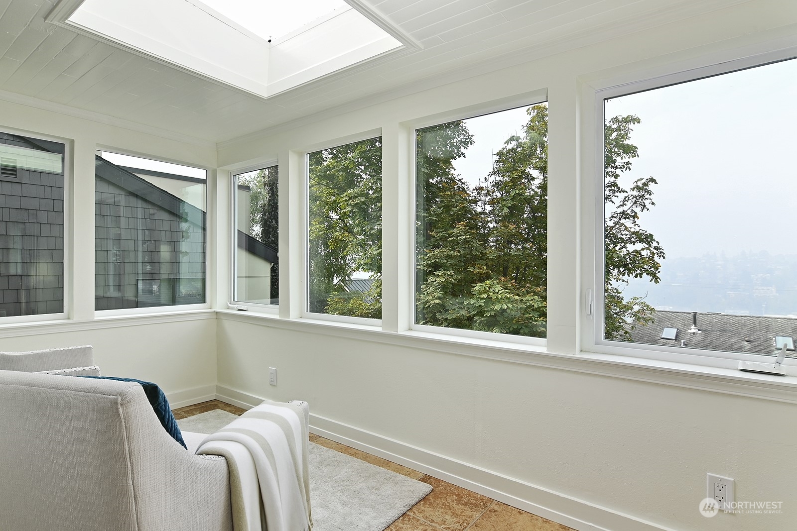2553 12th Avenue W, -2116