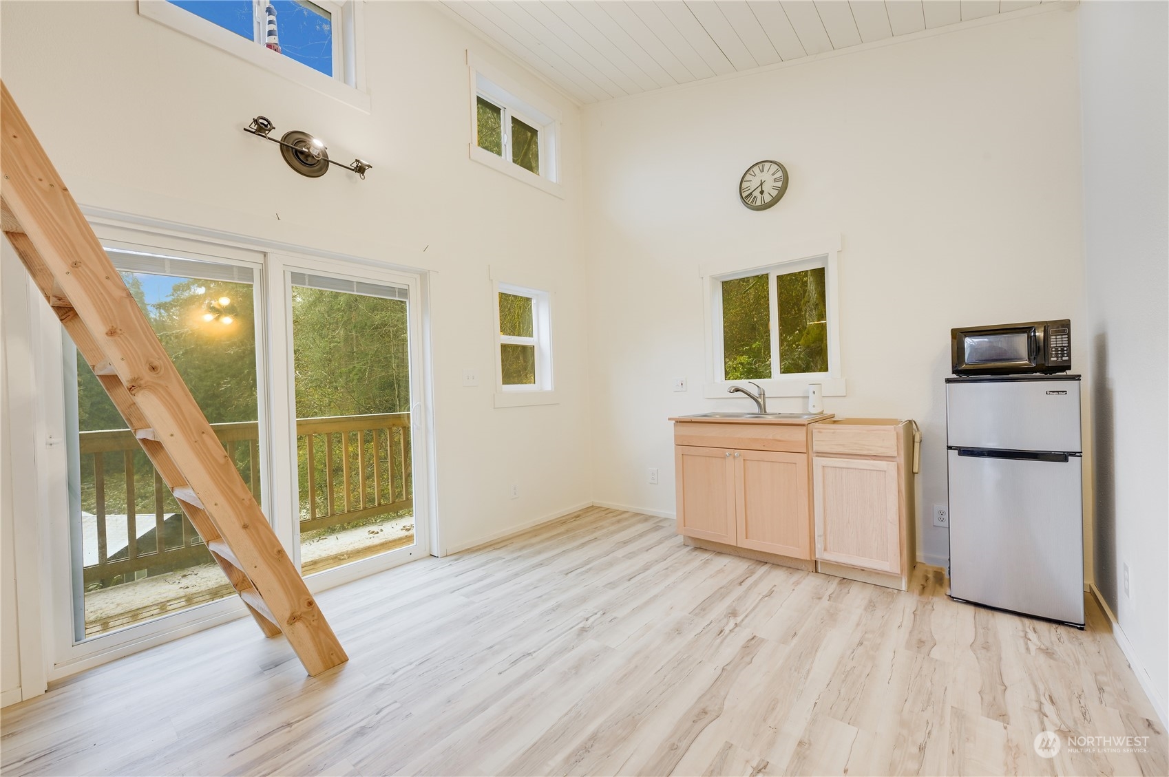 10509 Kopachuck Drive NW