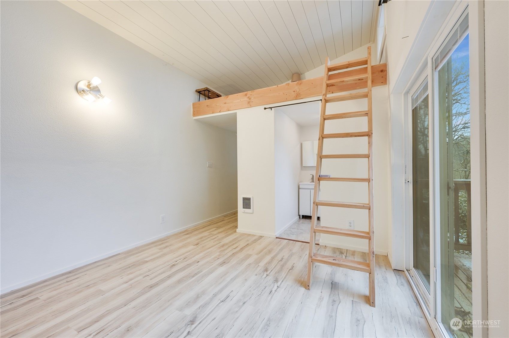 10509 Kopachuck Drive NW