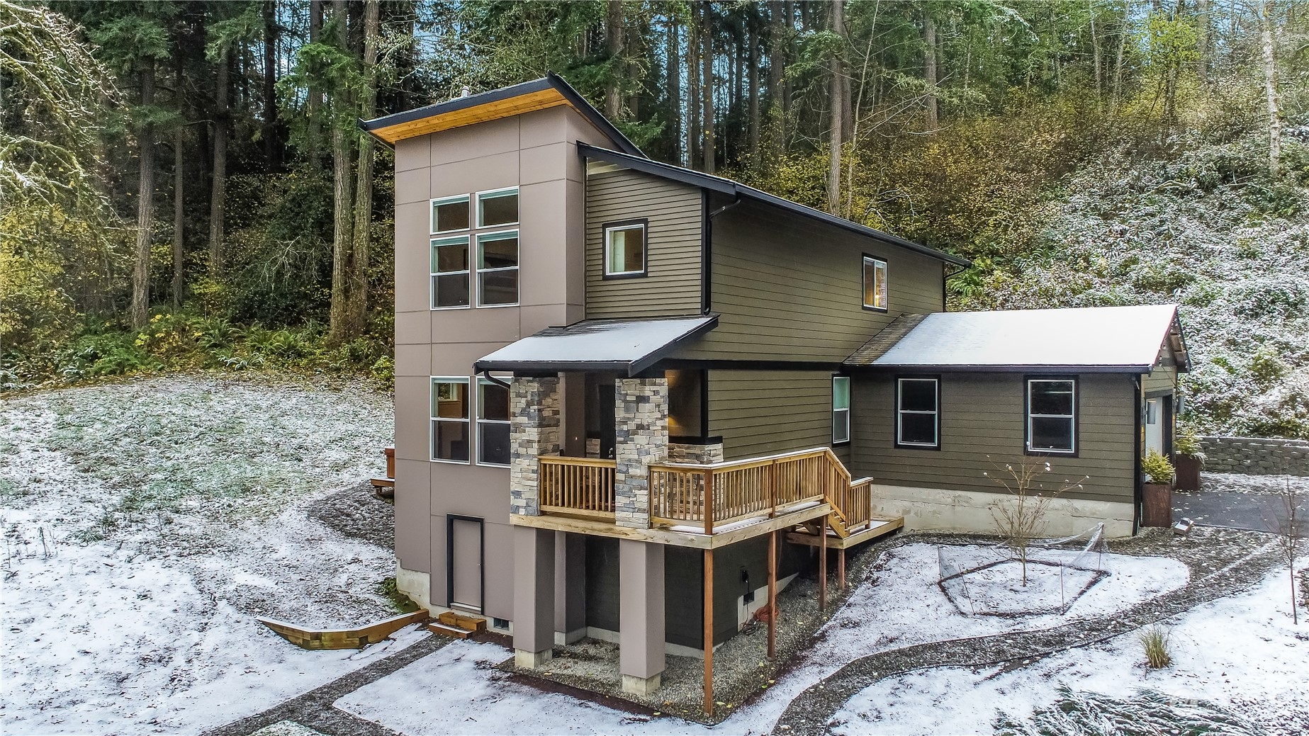 10509 Kopachuck Drive NW