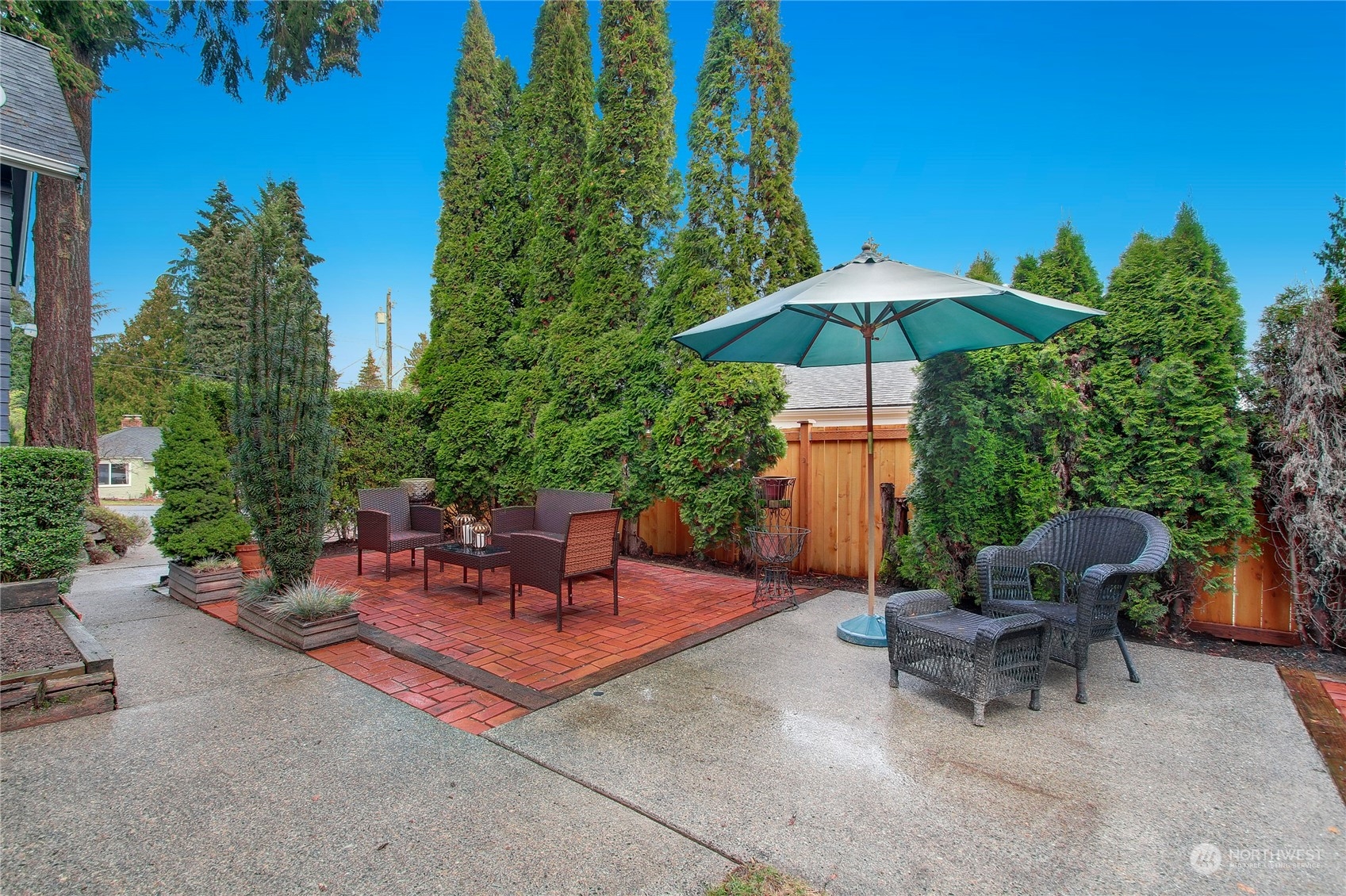 3225 NE 91st Street