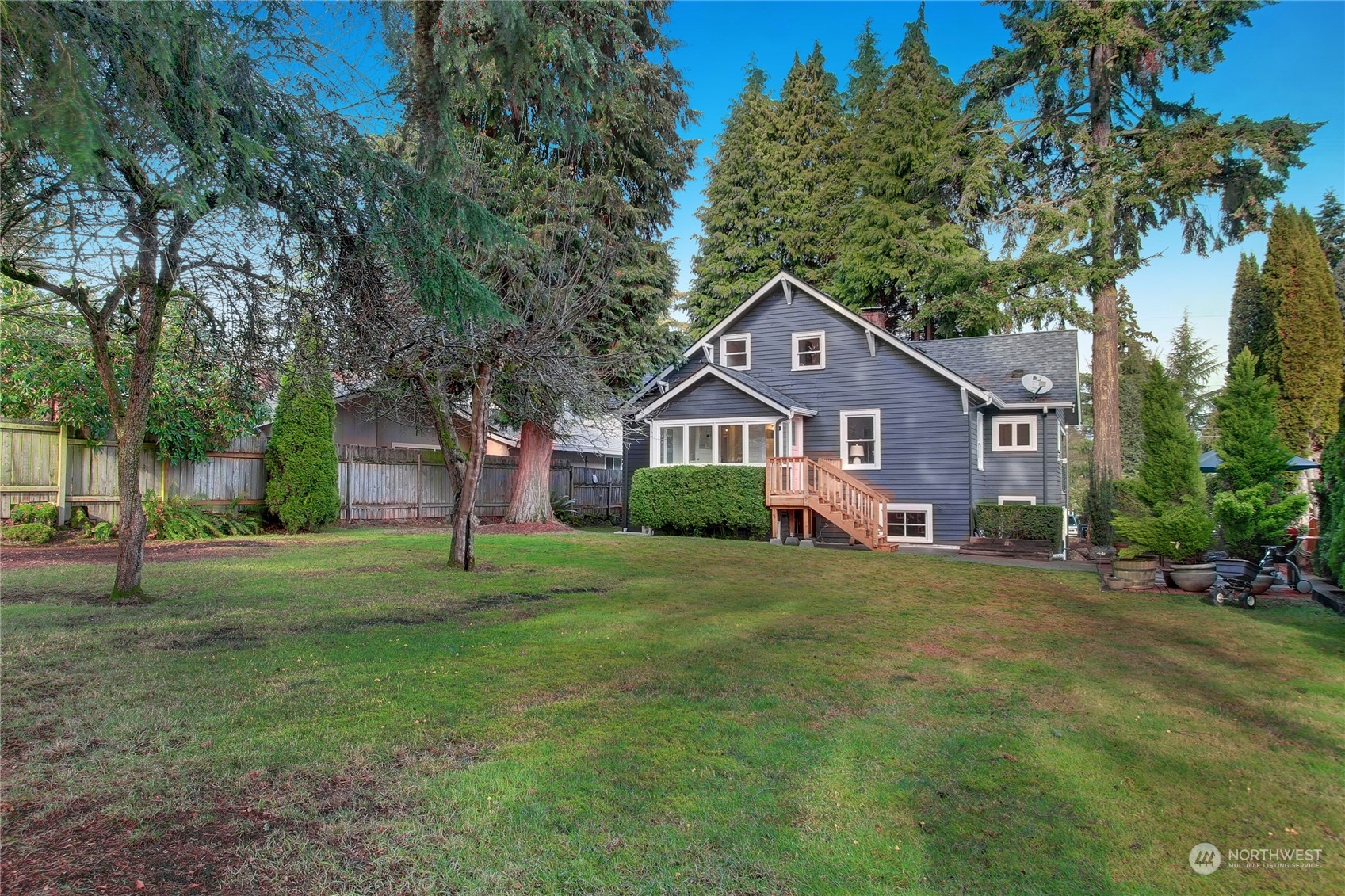3225 NE 91st Street