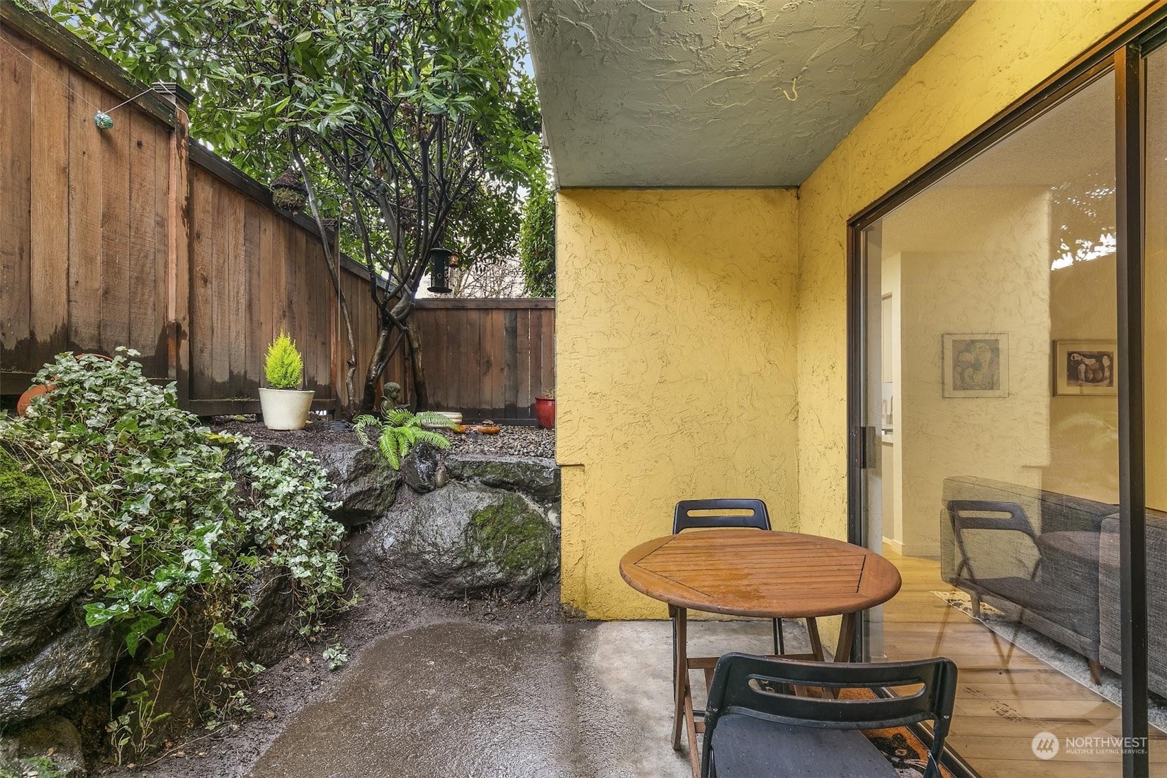 3635 Fremont Avenue N #102