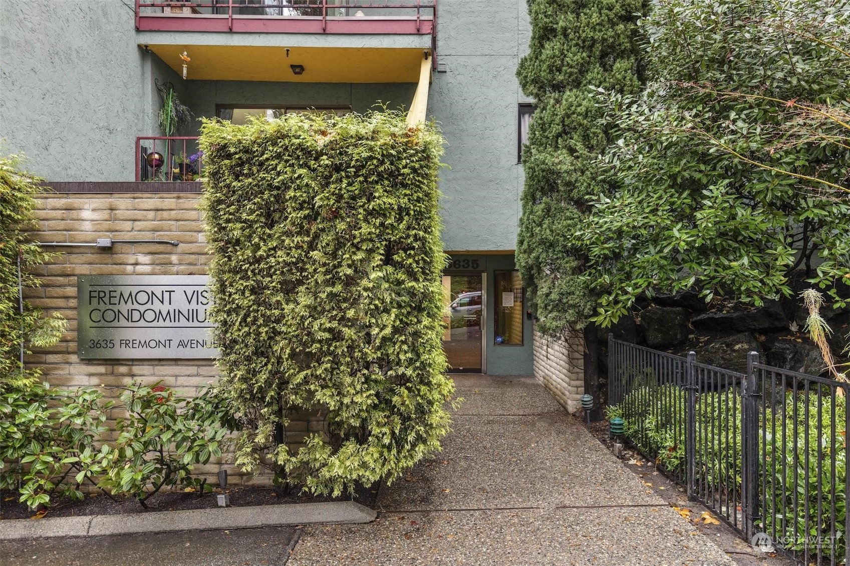 3635 Fremont Avenue N #102