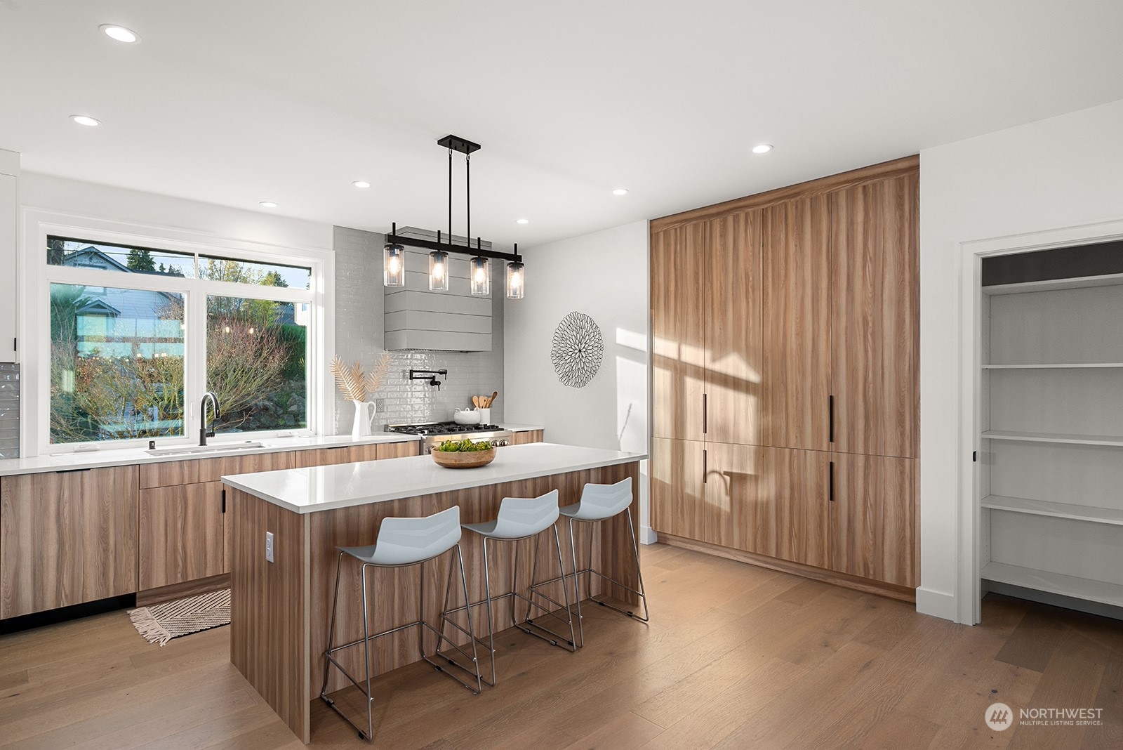 8306 Linden Avenue N