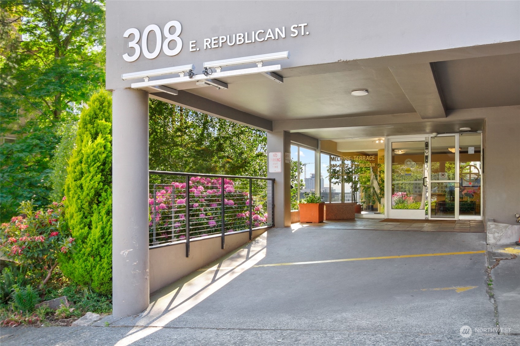 308 E Republican Street #410