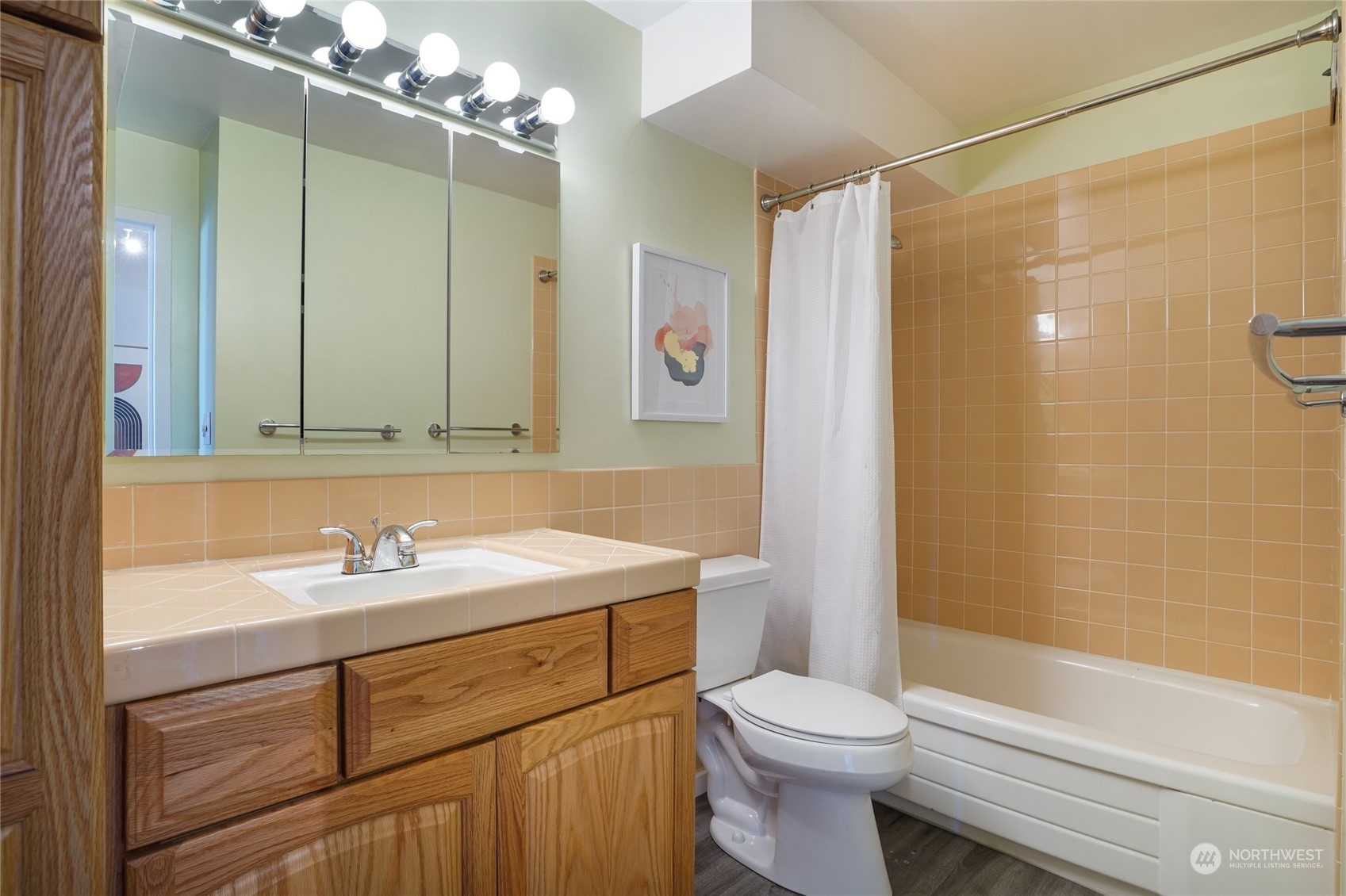 308 E Republican Street #410