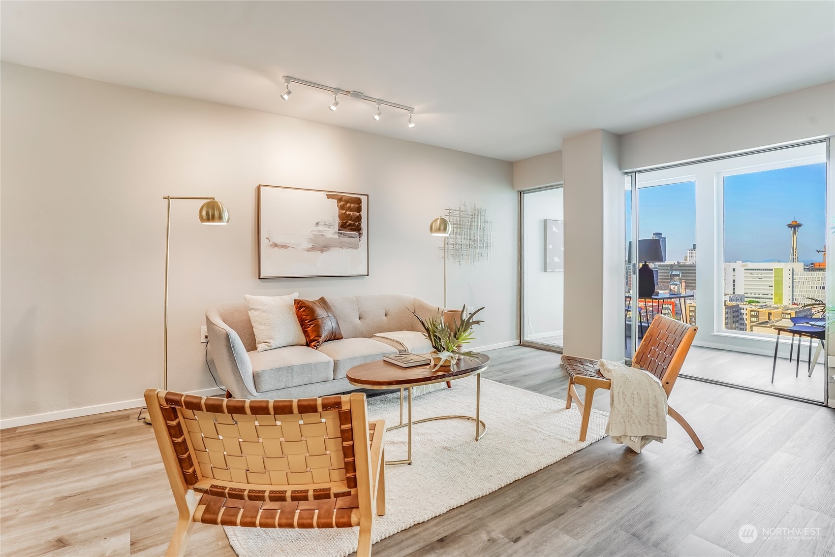 308 E Republican Street #410