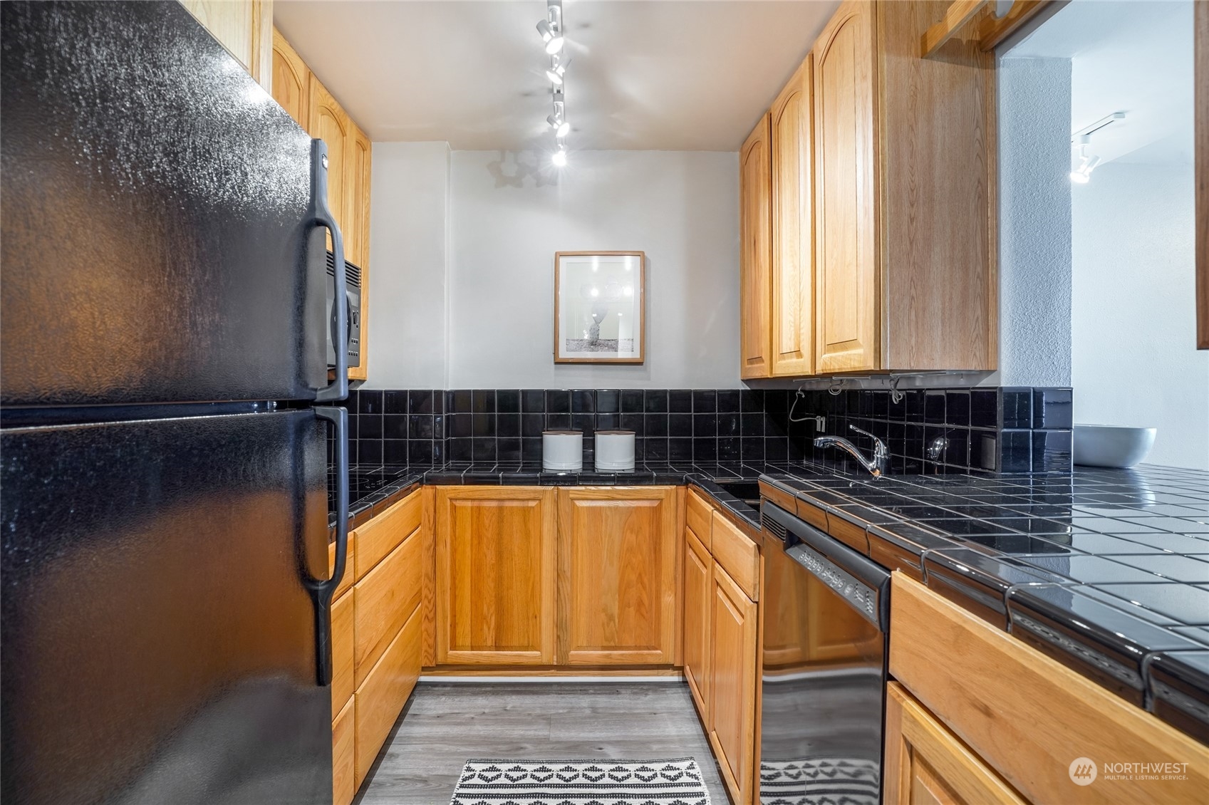 308 E Republican Street #410