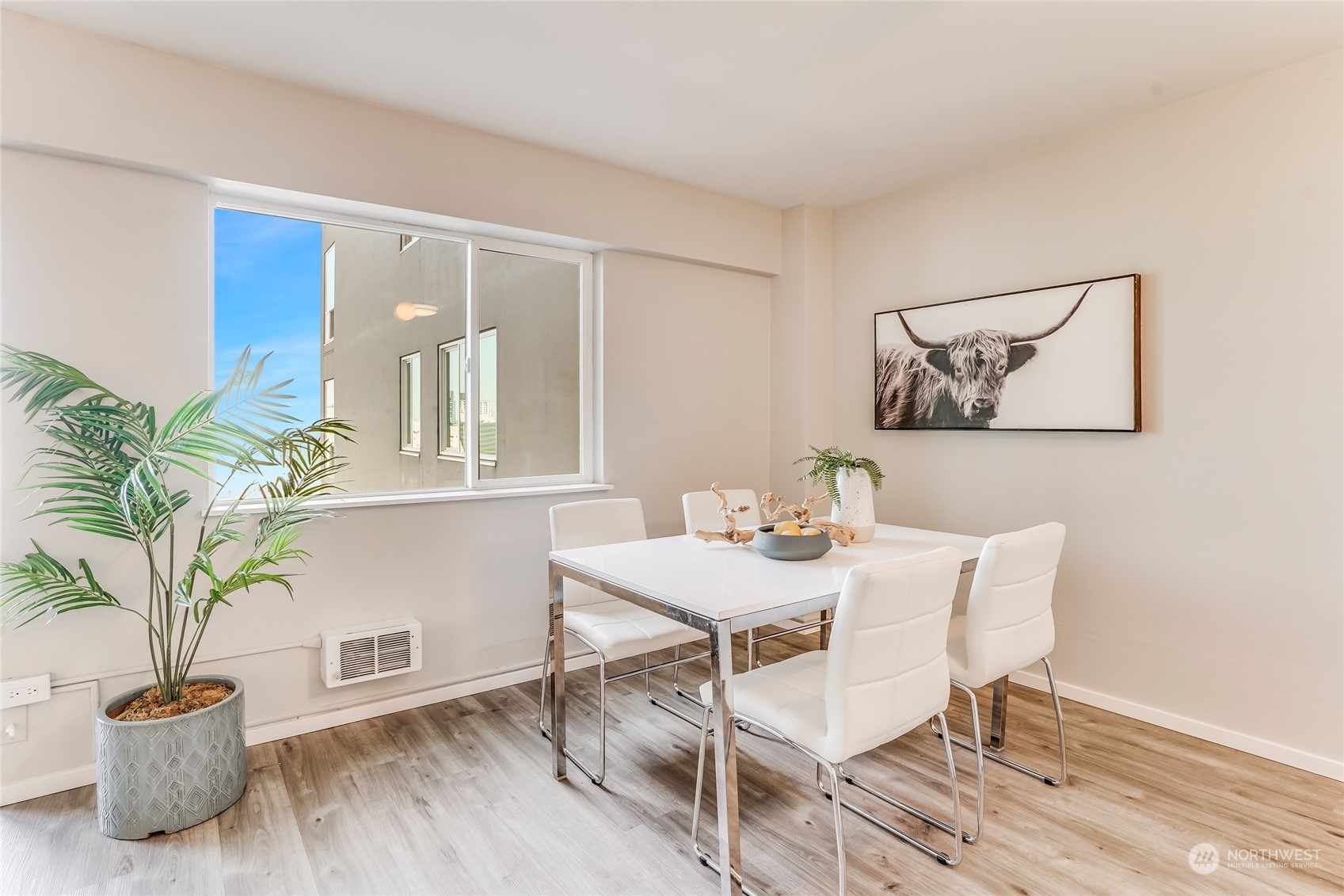 308 E Republican Street #410