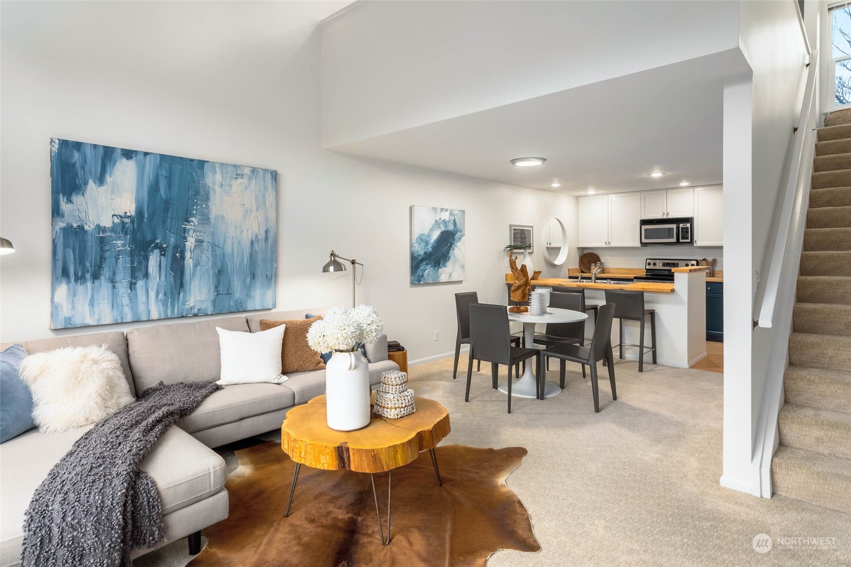 1109 N Allen Place #202