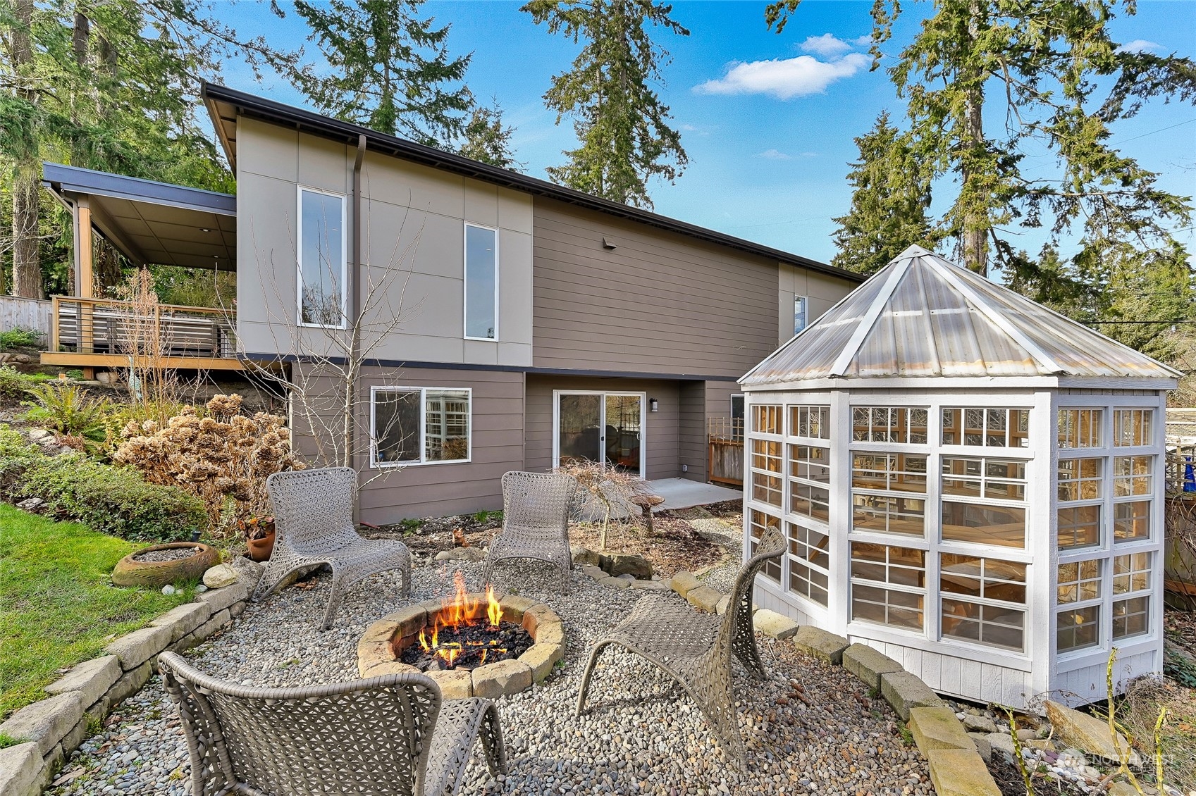1615 N 167th Street
