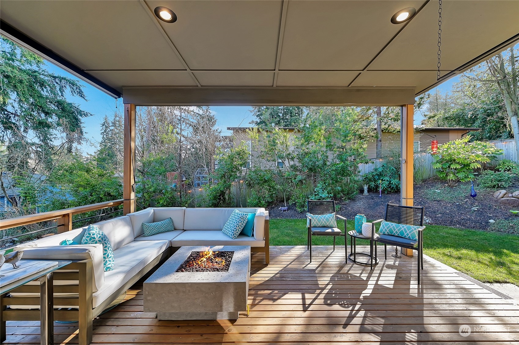 1615 N 167th Street