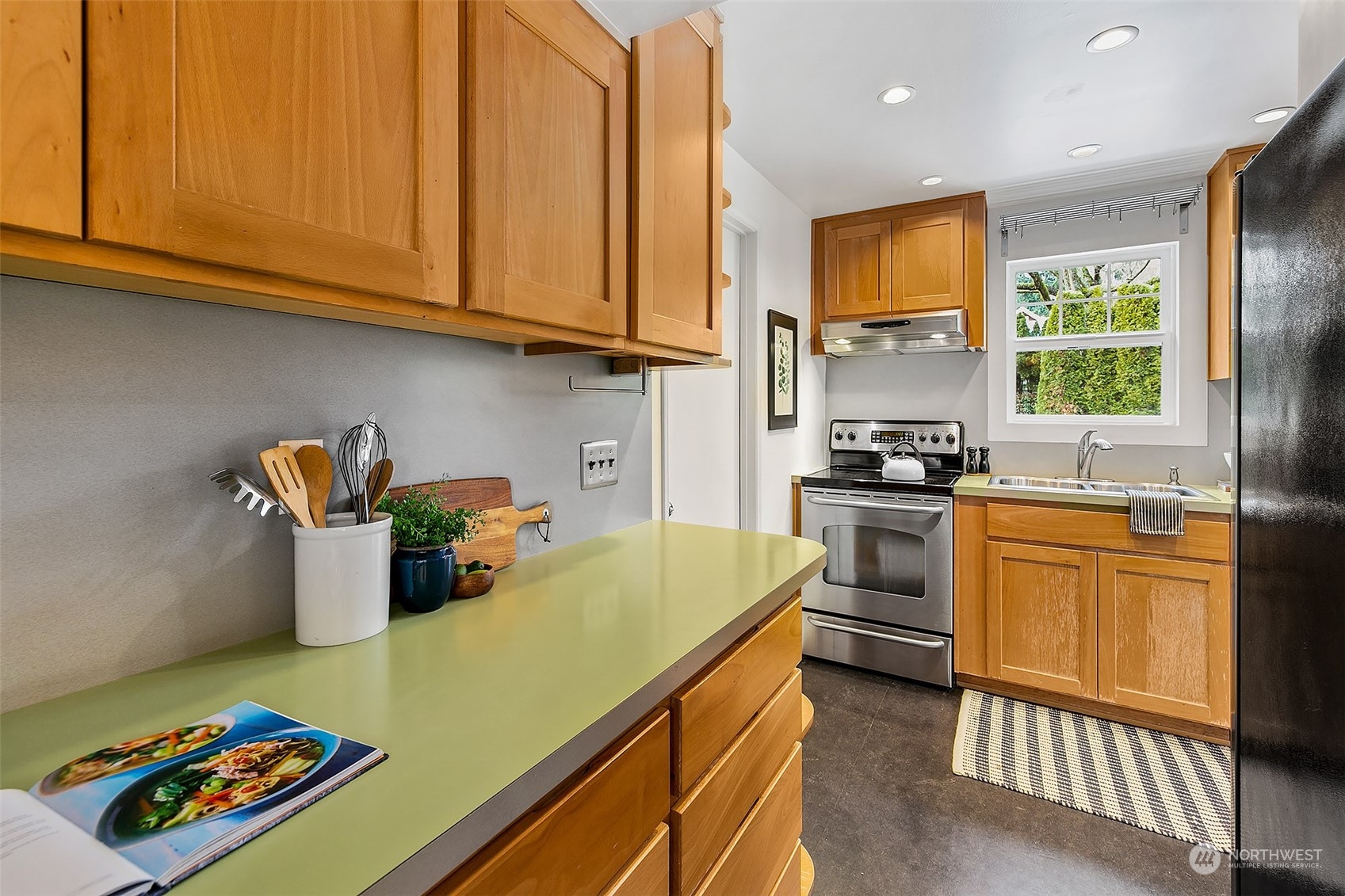 14020 Meridian Avenue N