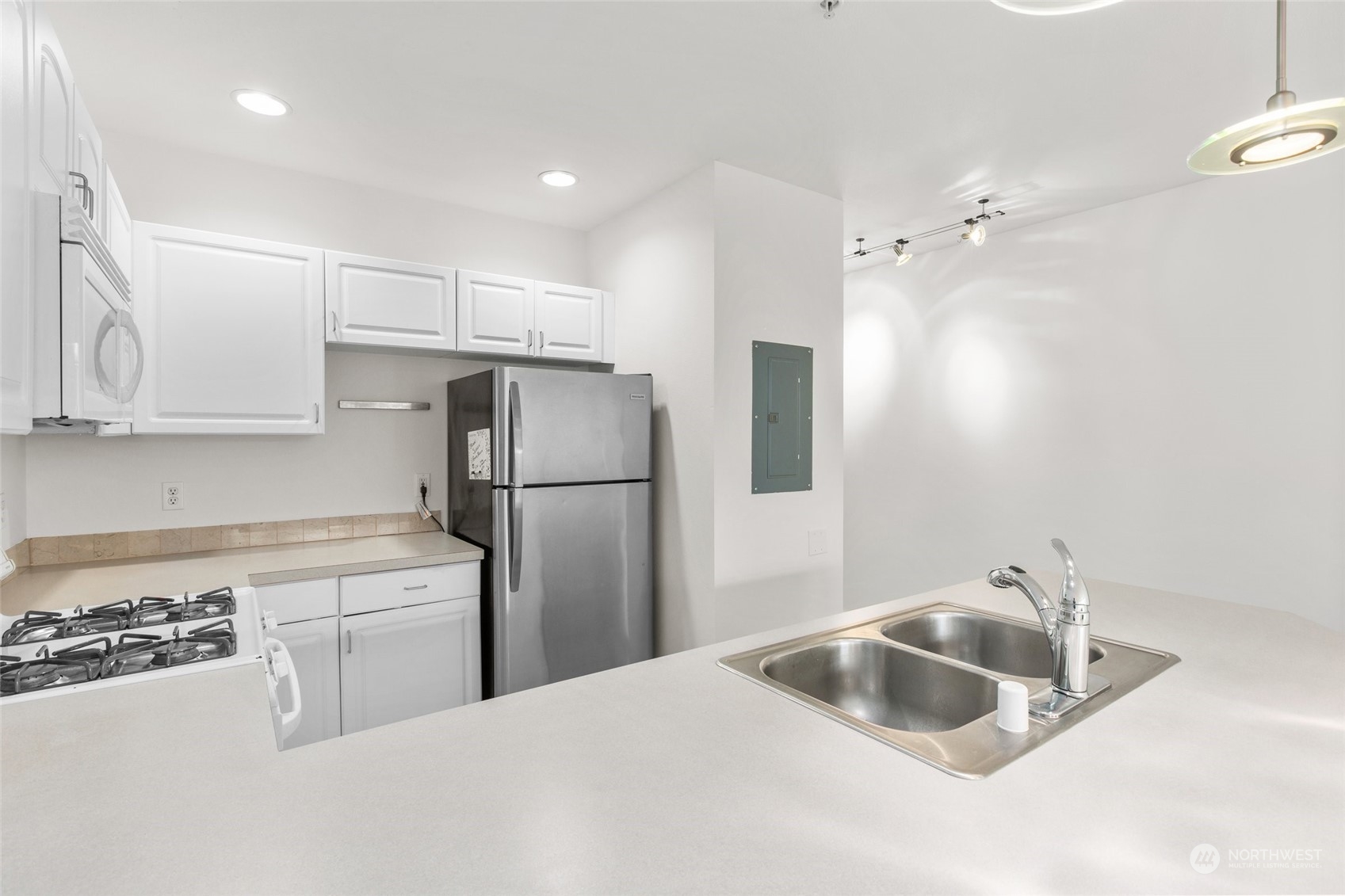 11550 Stone Avenue N #2B