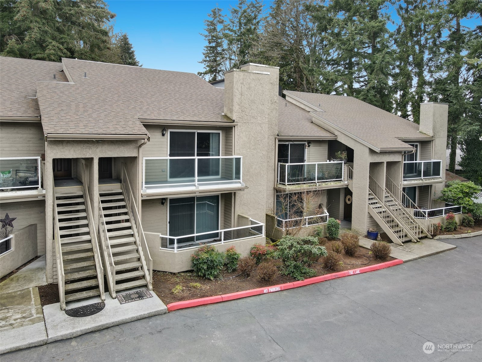 12037 100th Avenue NE #204