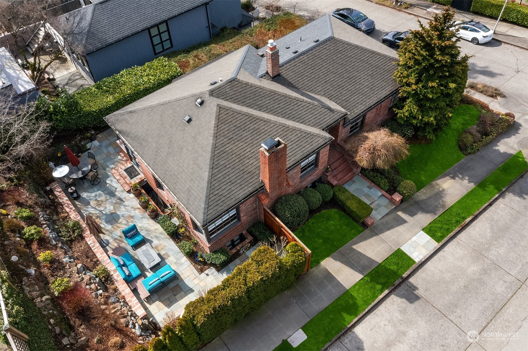 5103 NE 44th Street