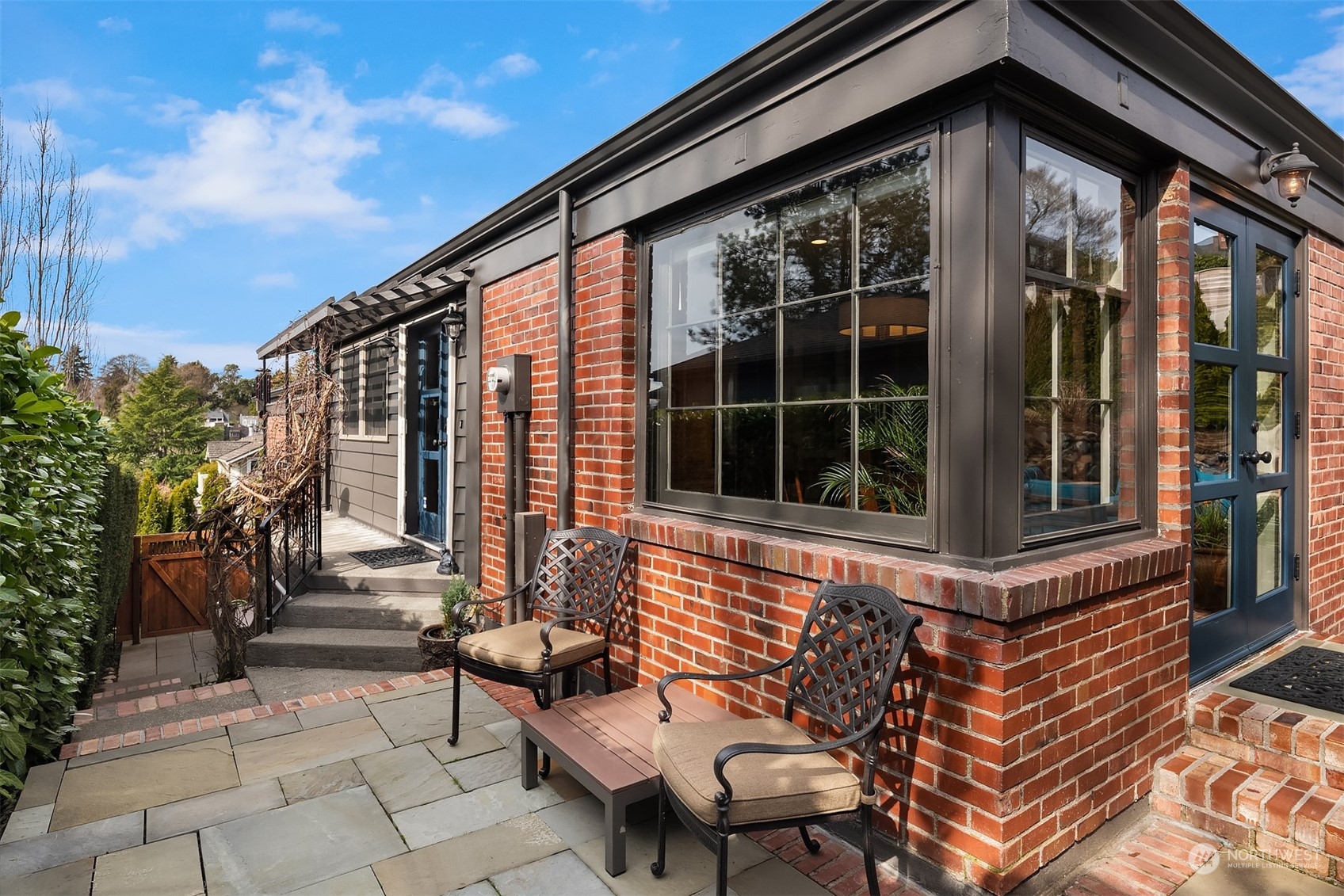 5103 NE 44th Street